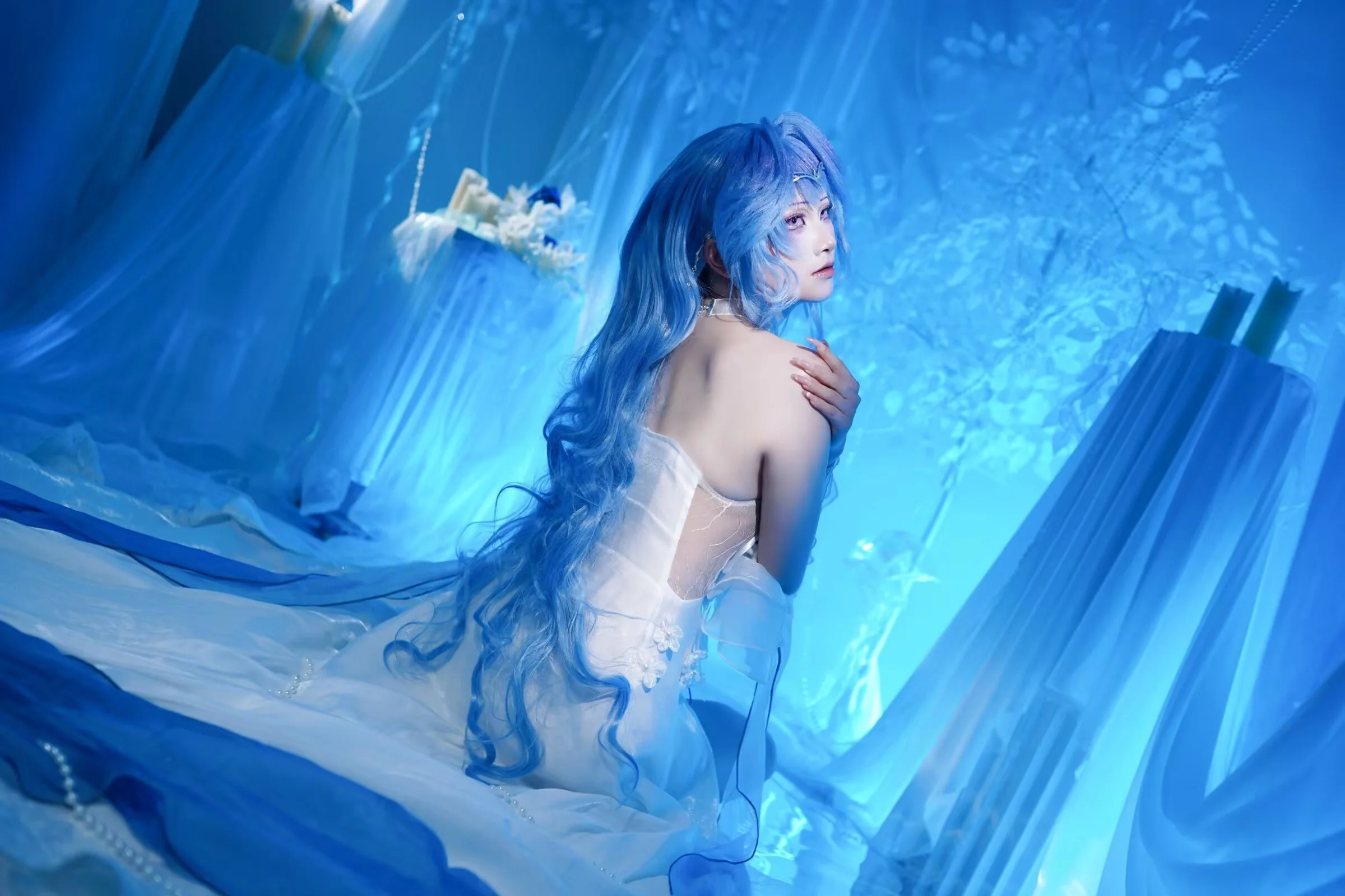 【甘雨cos】原神：蓝白轻纱里的冷海光影 - 第 4 张