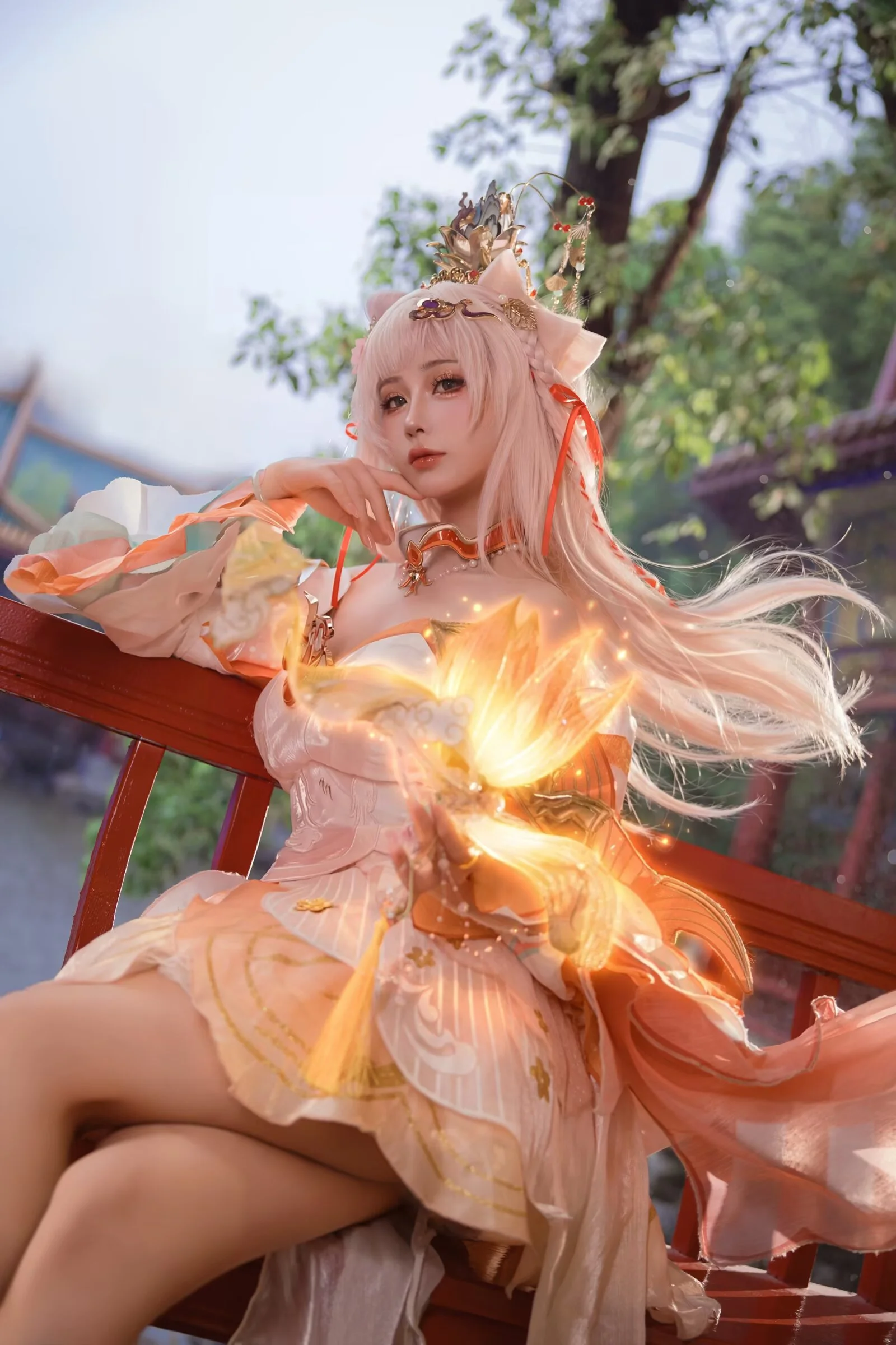 【嫦娥cos】永劫无间与国风仙气碰撞，莲灯映照神女身姿 - 第 1 张