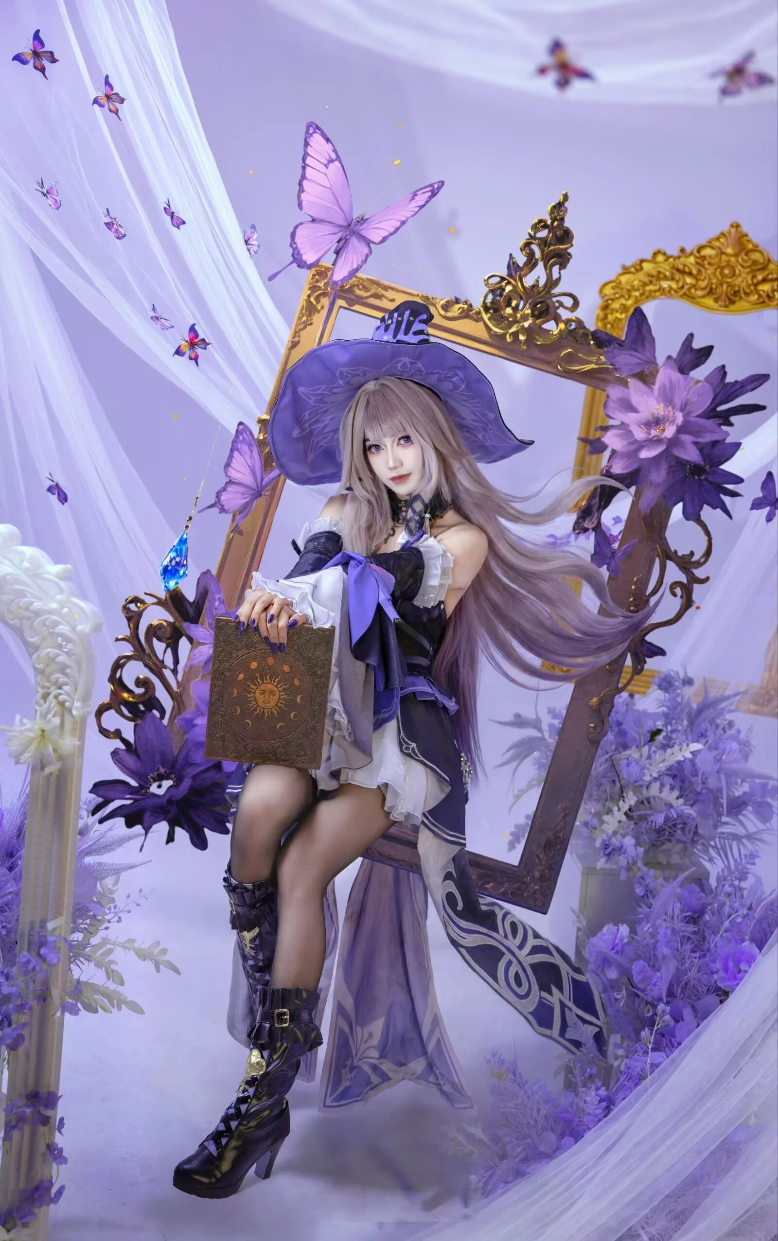 【菲谢尔cos】原神断罪皇女的梦幻摄影与魔法书一角