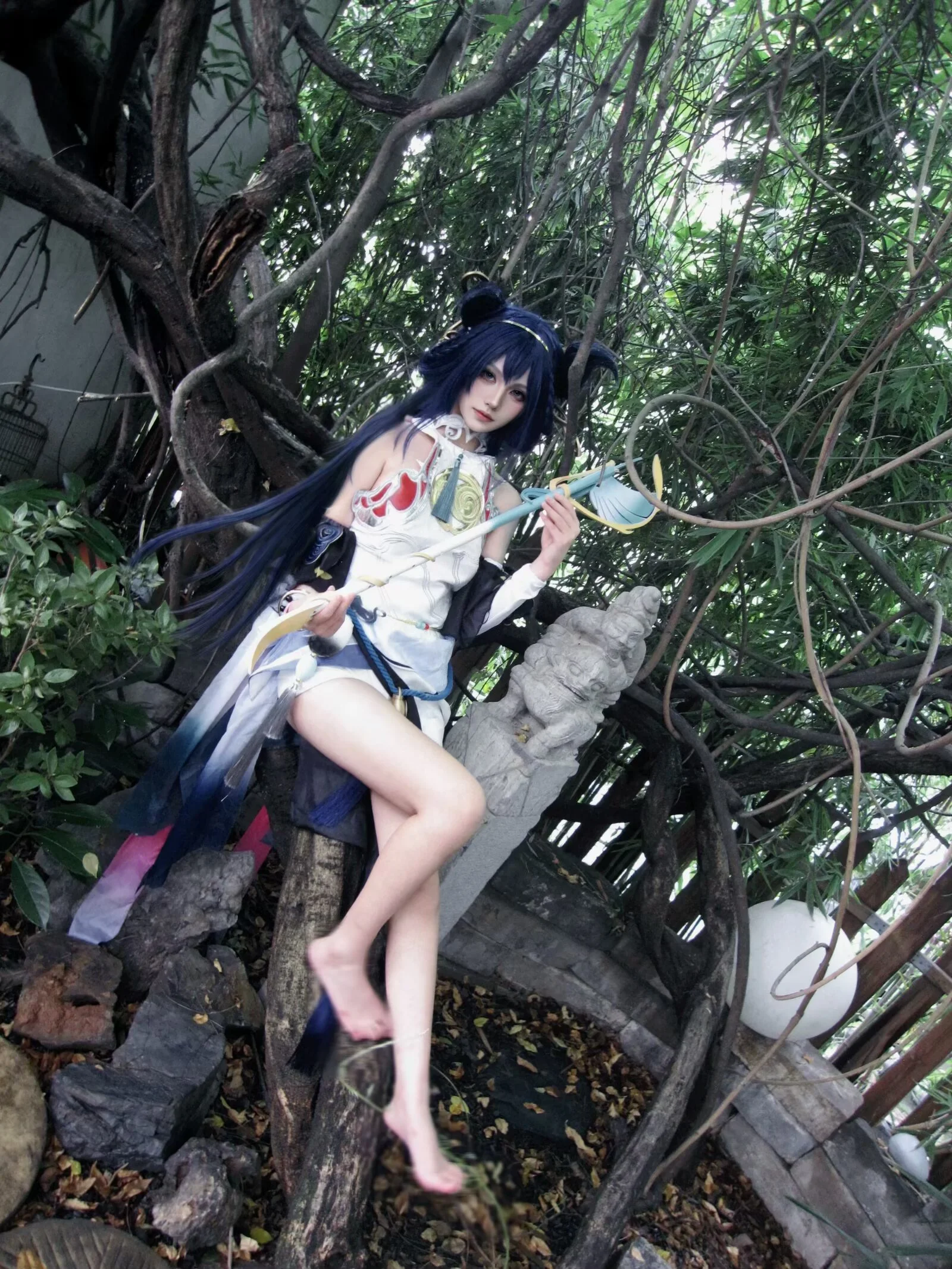 【希兒cos】藤蔓交錯間的赤足古風造型 - 第 2 張