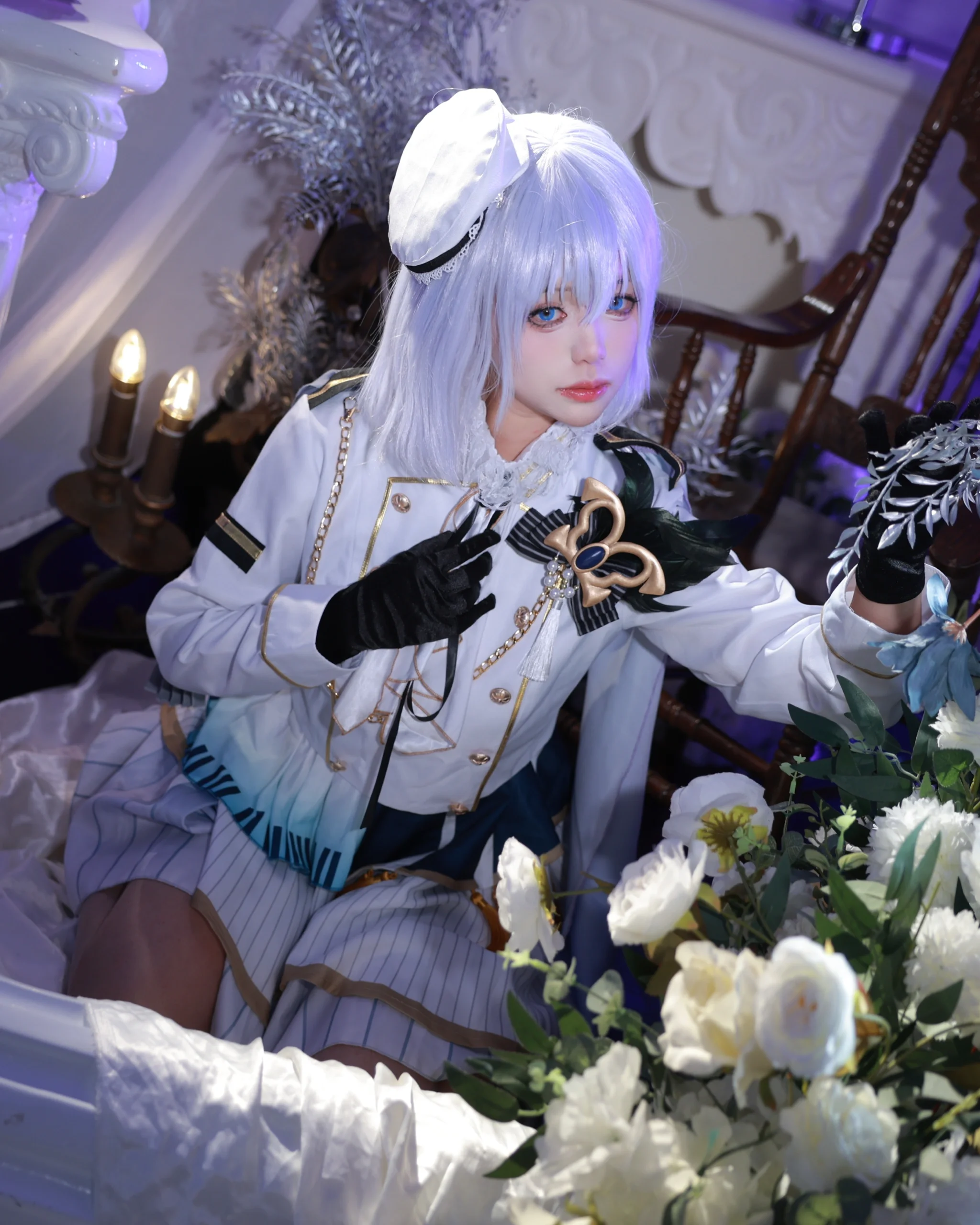 仓田真白cos，花丛与烛光里的邦邦正片