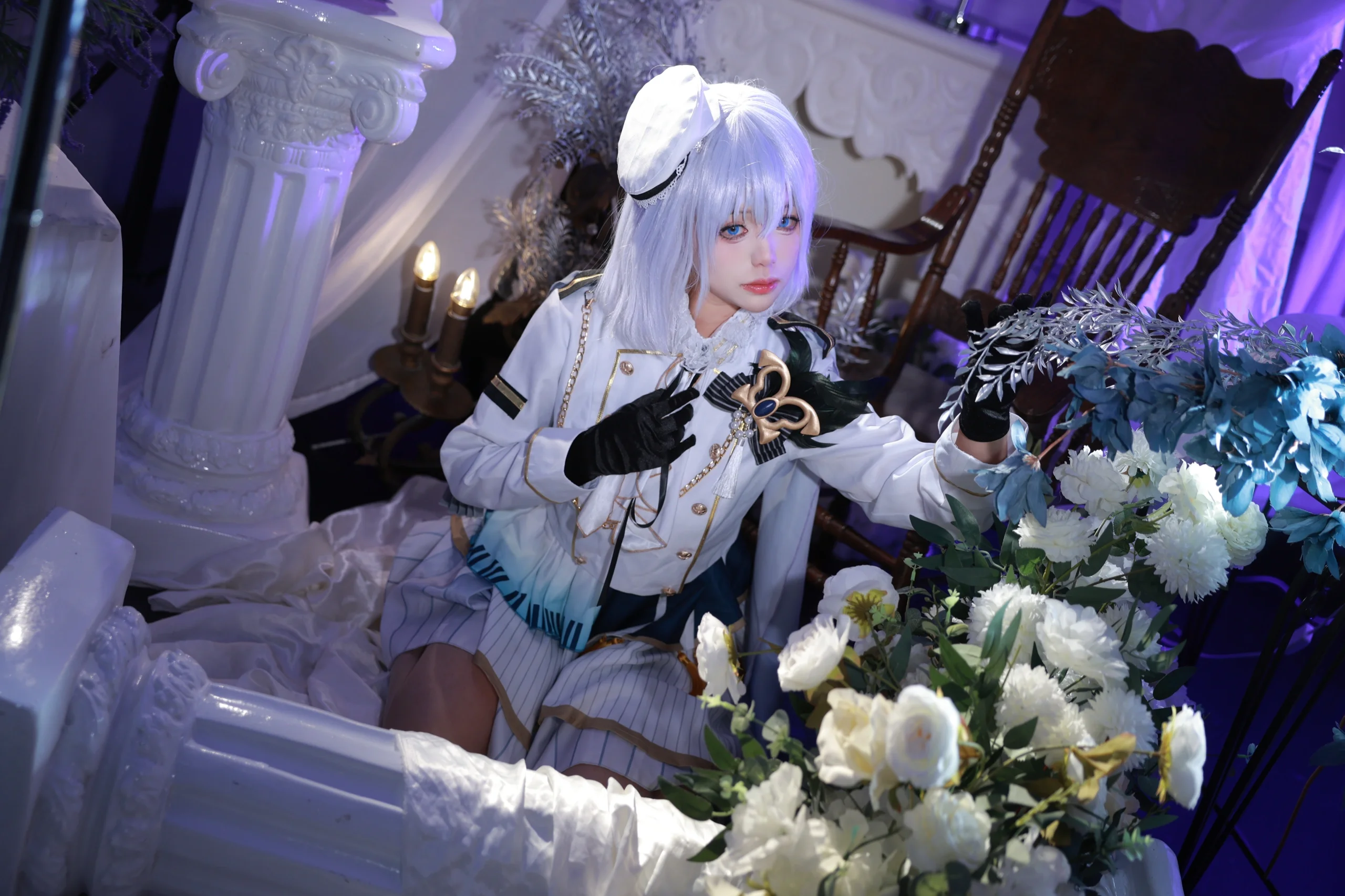 仓田真白cos，花丛与烛光里的邦邦正片 - 第 2 张