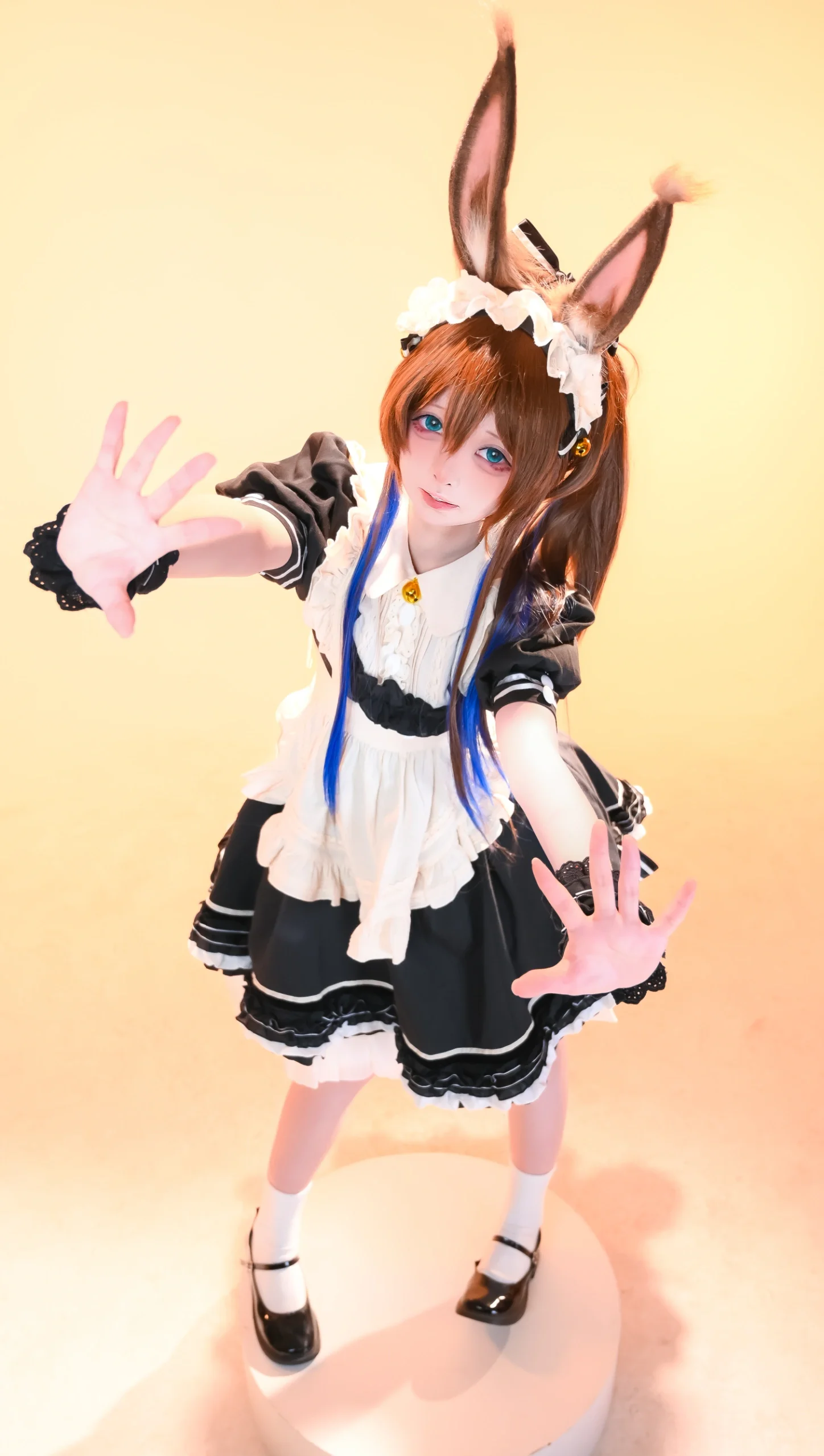 【阿米娅cos】愚人节兔兔女仆，准备开饭啦