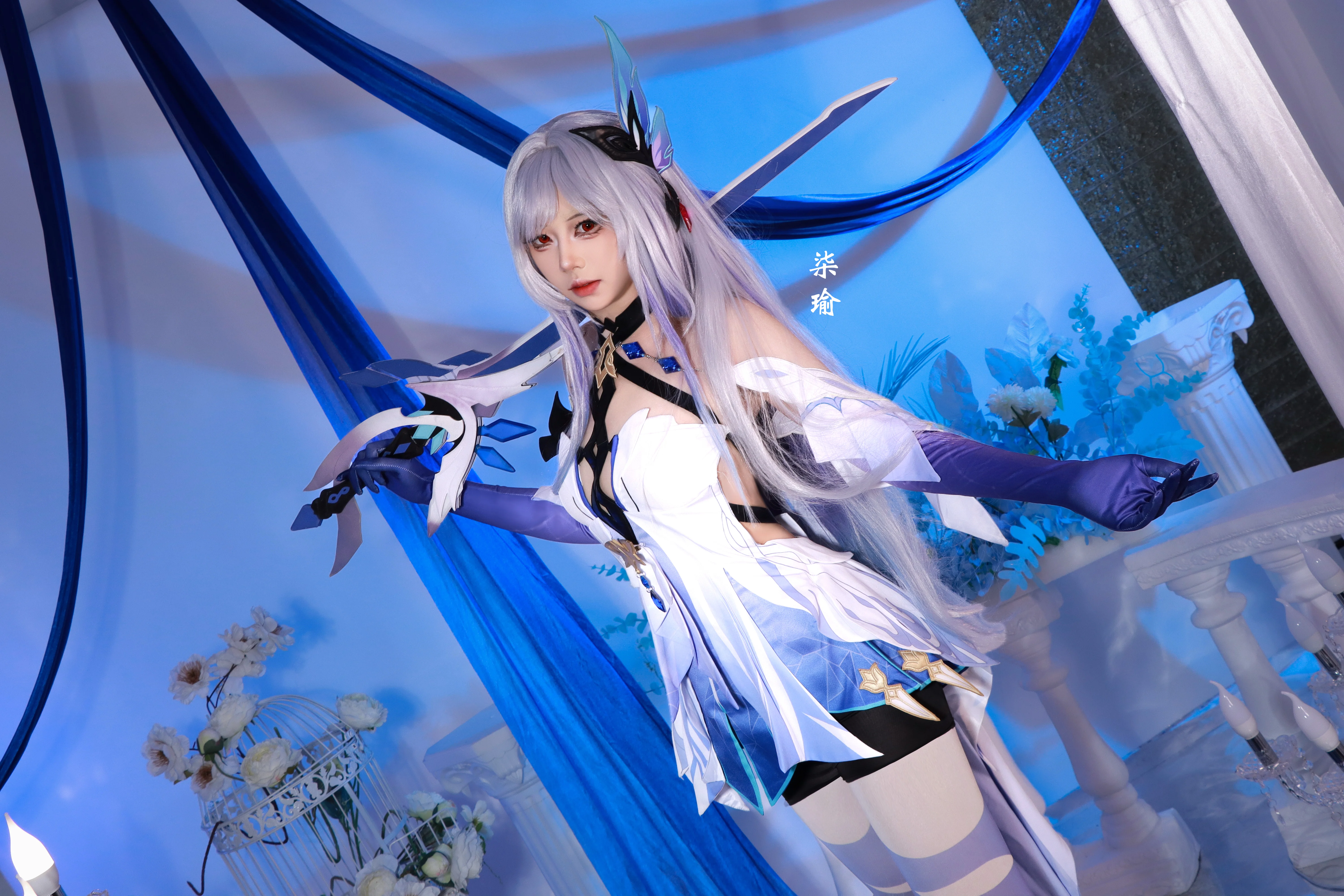 【丝柯克cos】蓝白光影里的群星寂灭 - 第 1 张