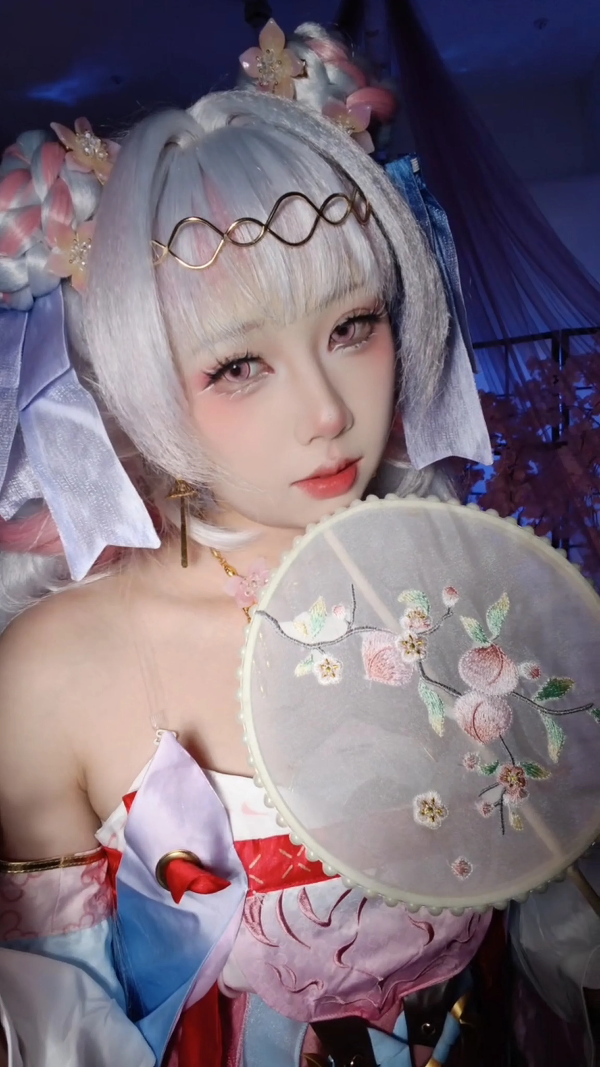 【今汐cos】鳴潮桃夭灼灼皮膚，嘗試還原細節 - 第 2 張