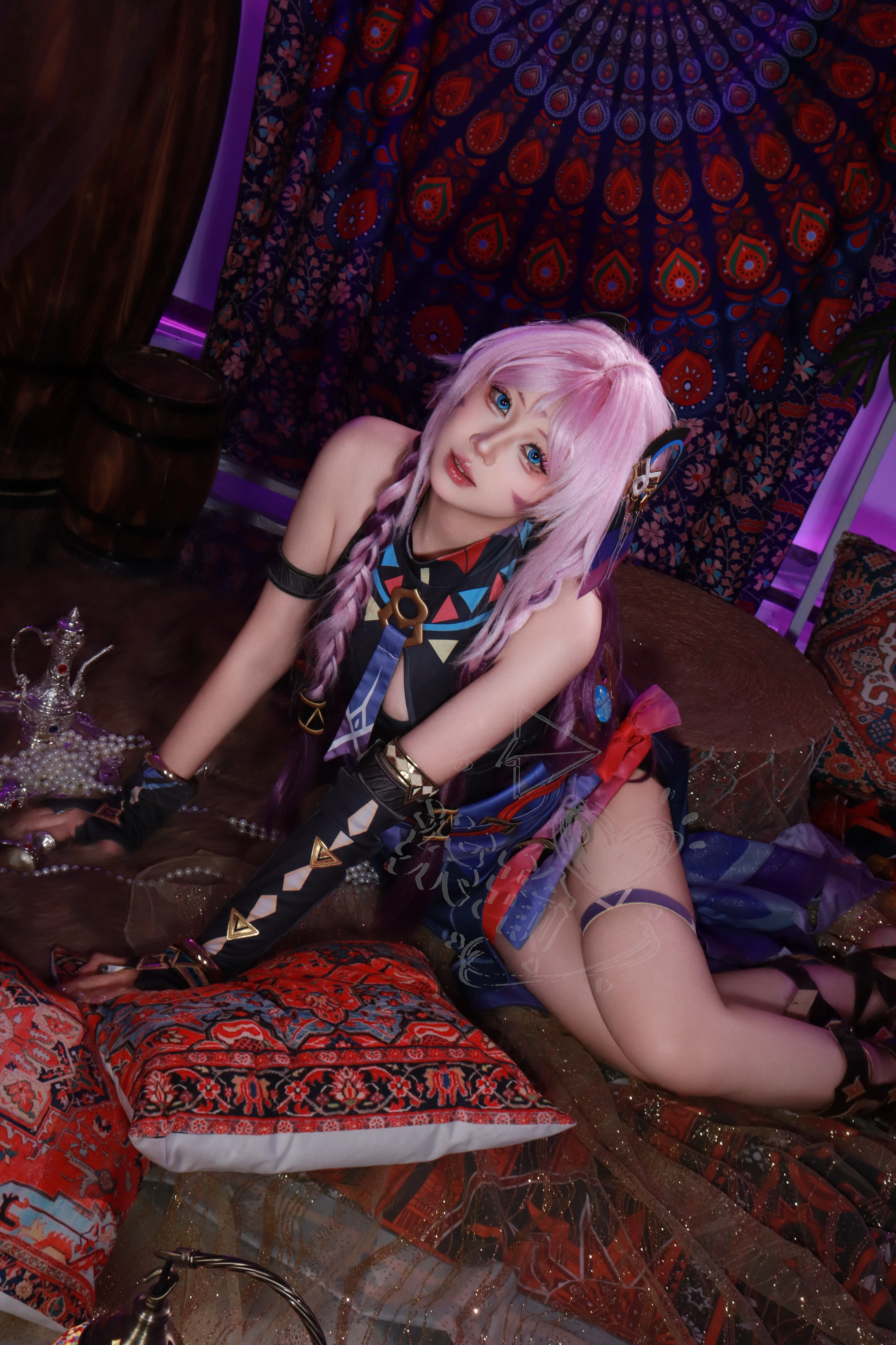 【茜特菈莉cos】异域夜色中的神秘少女 - 第 2 张