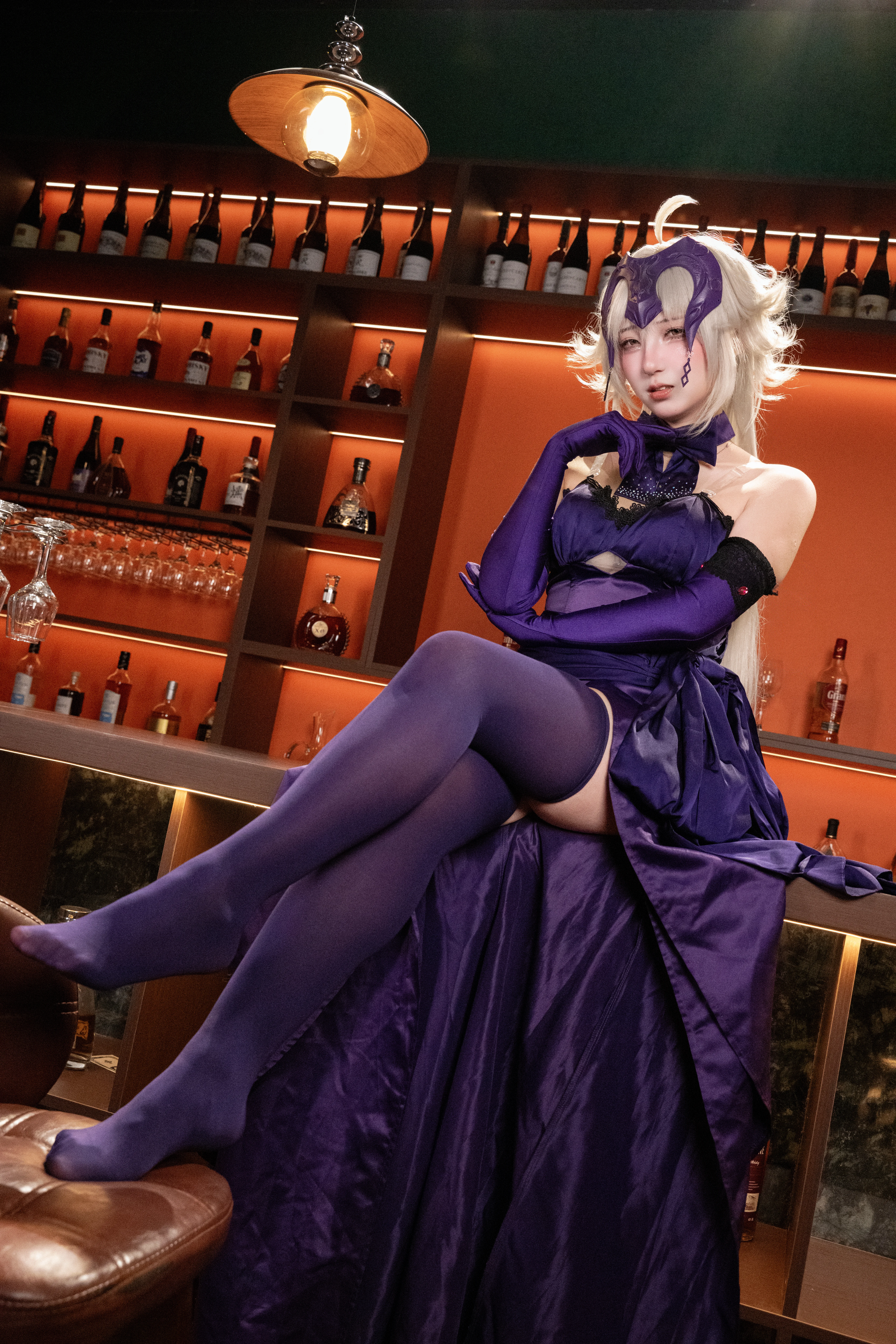 【黑贞德cos】Fate/Grand Order终章前的小酌时光，在酒吧感受醉贞的魅力 - 第 1 张