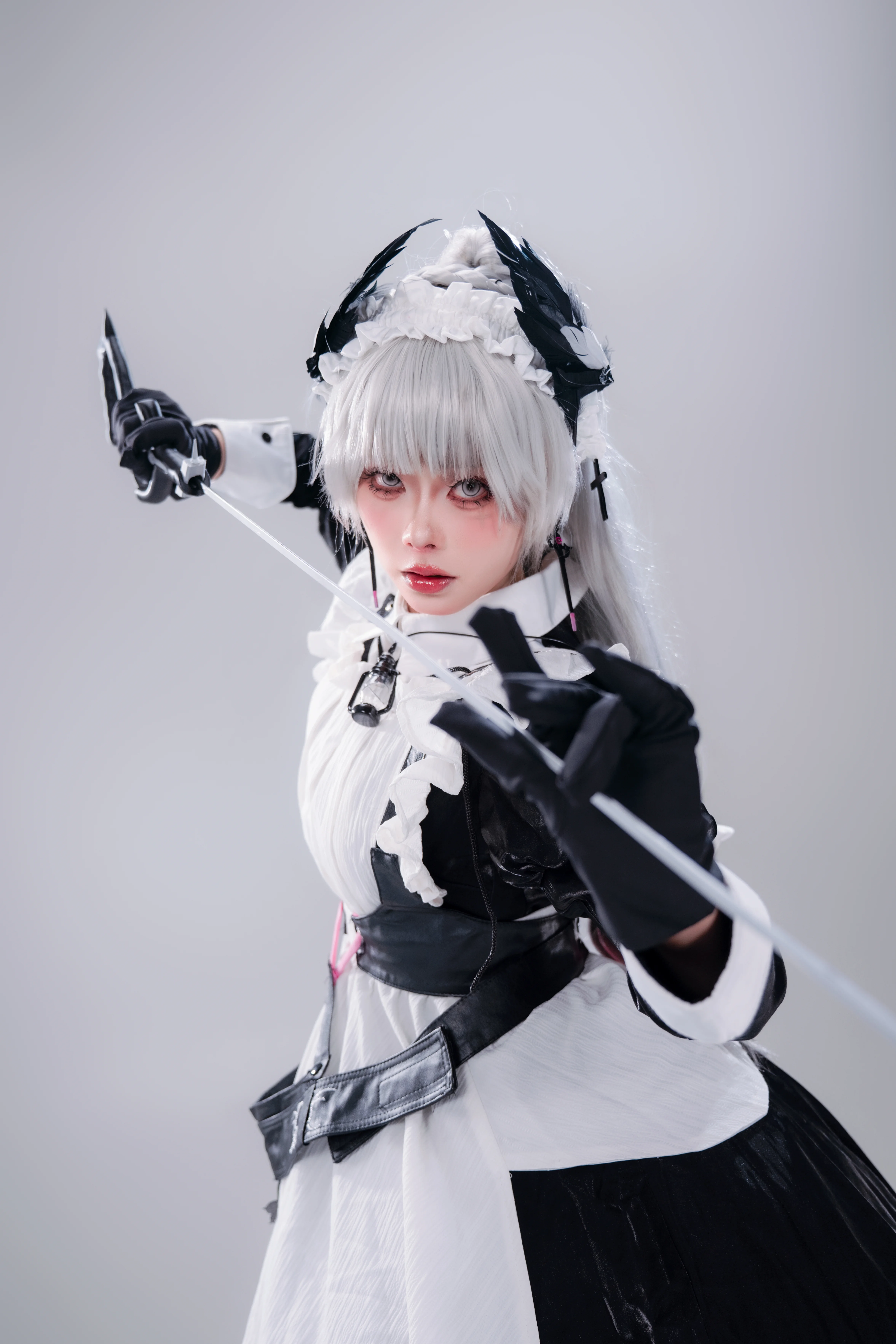 【艾丽妮cos】我的剑将劈开海潮，战术女仆版小鸟来啦 - 第 3 张