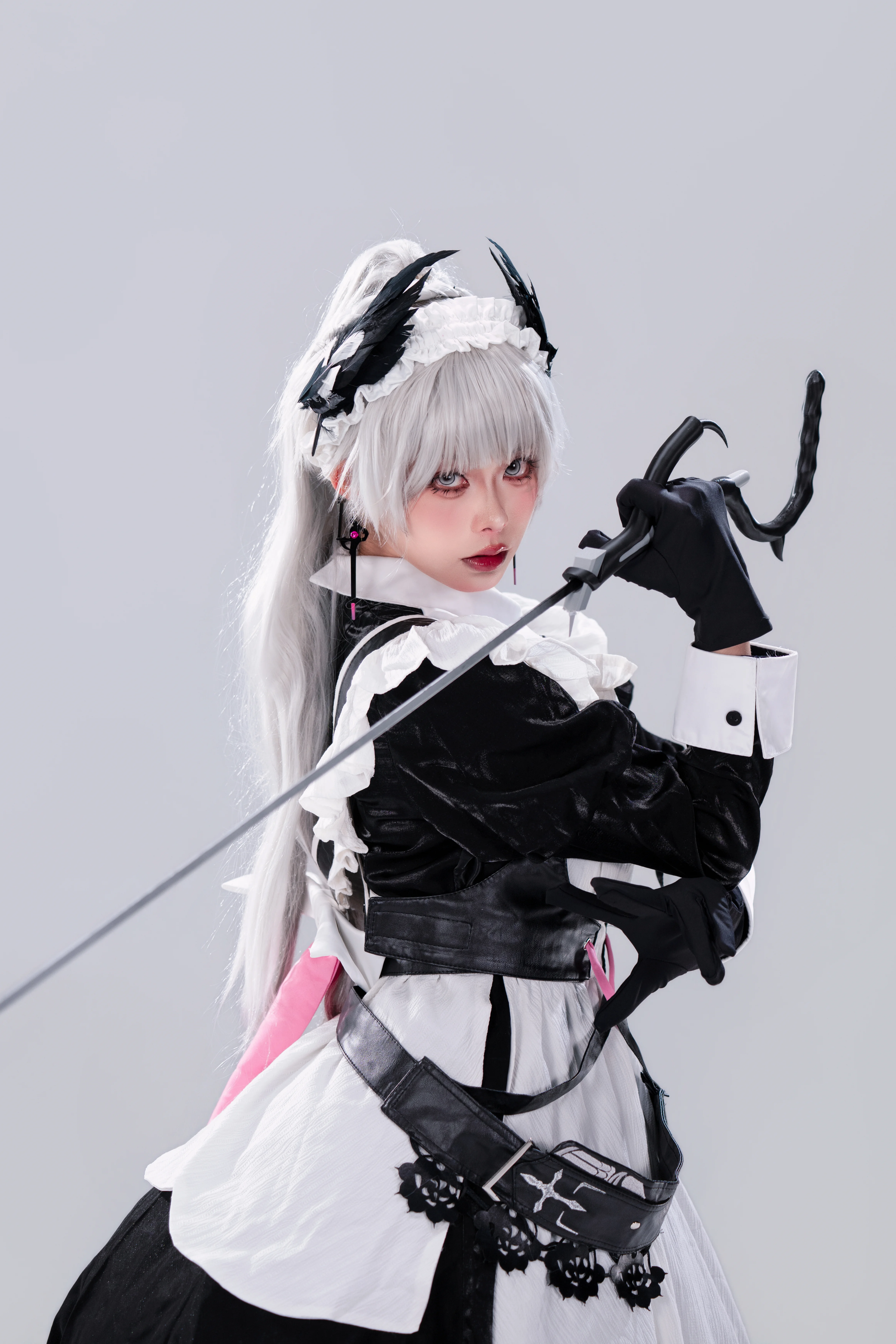 【艾丽妮cos】我的剑将劈开海潮，战术女仆版小鸟来啦 - 第 5 张