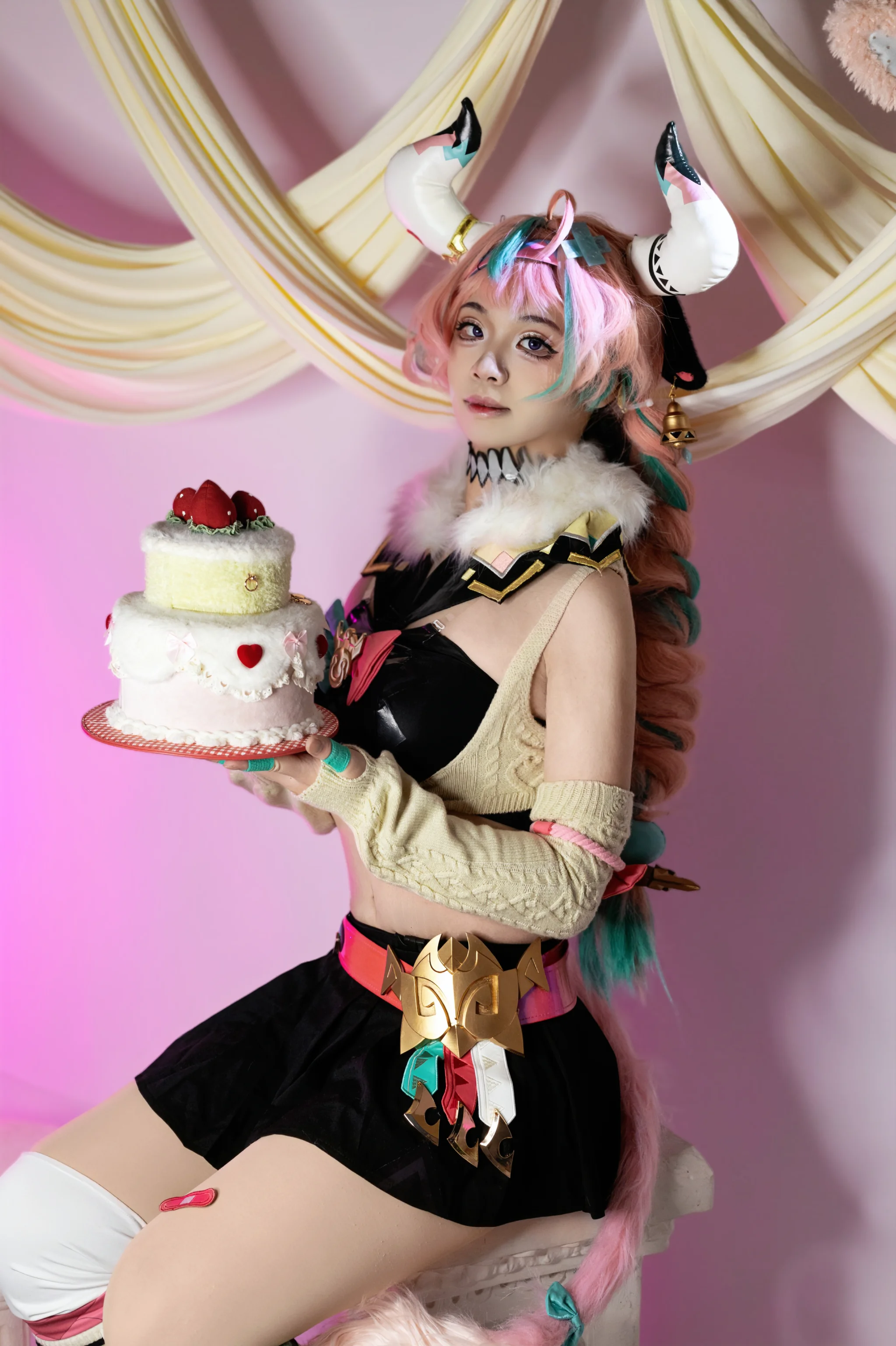 【瓦雷莎cos】原神纳塔夜行诗，粉色梦幻里的小小犄角 - 第 2 张