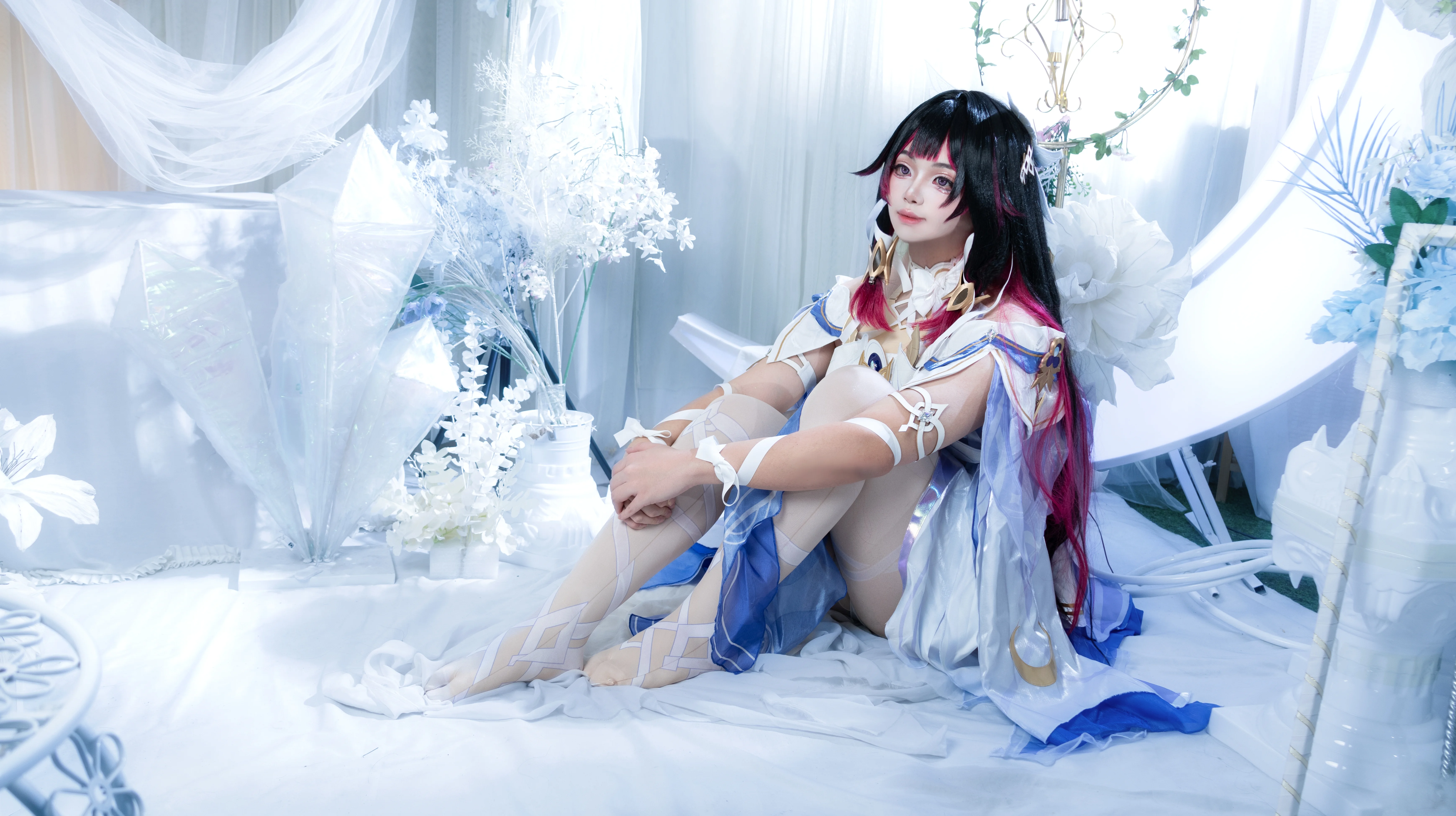 【哥倫比婭cos】原神愚人眾少女的純白之境