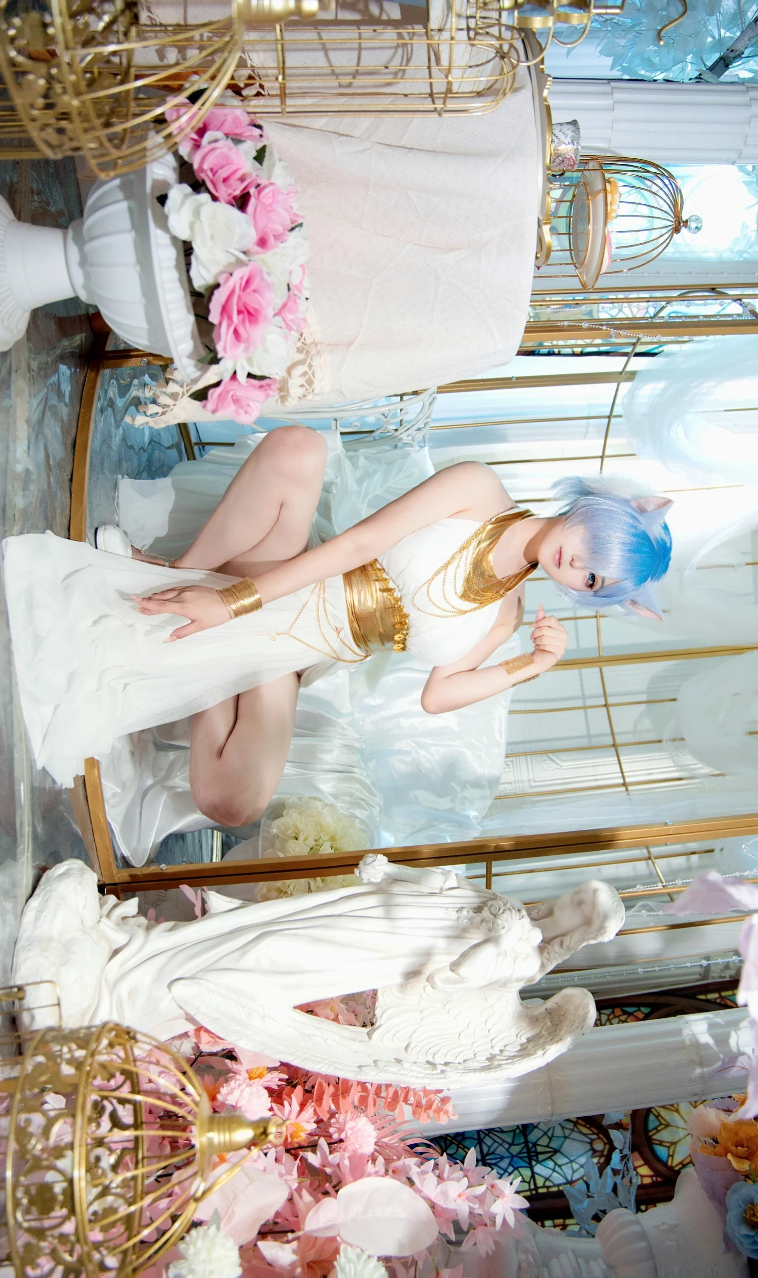 【蕾姆cos】埃及貓風格白裙造型，夢幻鳥籠佈景氛圍感正片 - 第 1 張