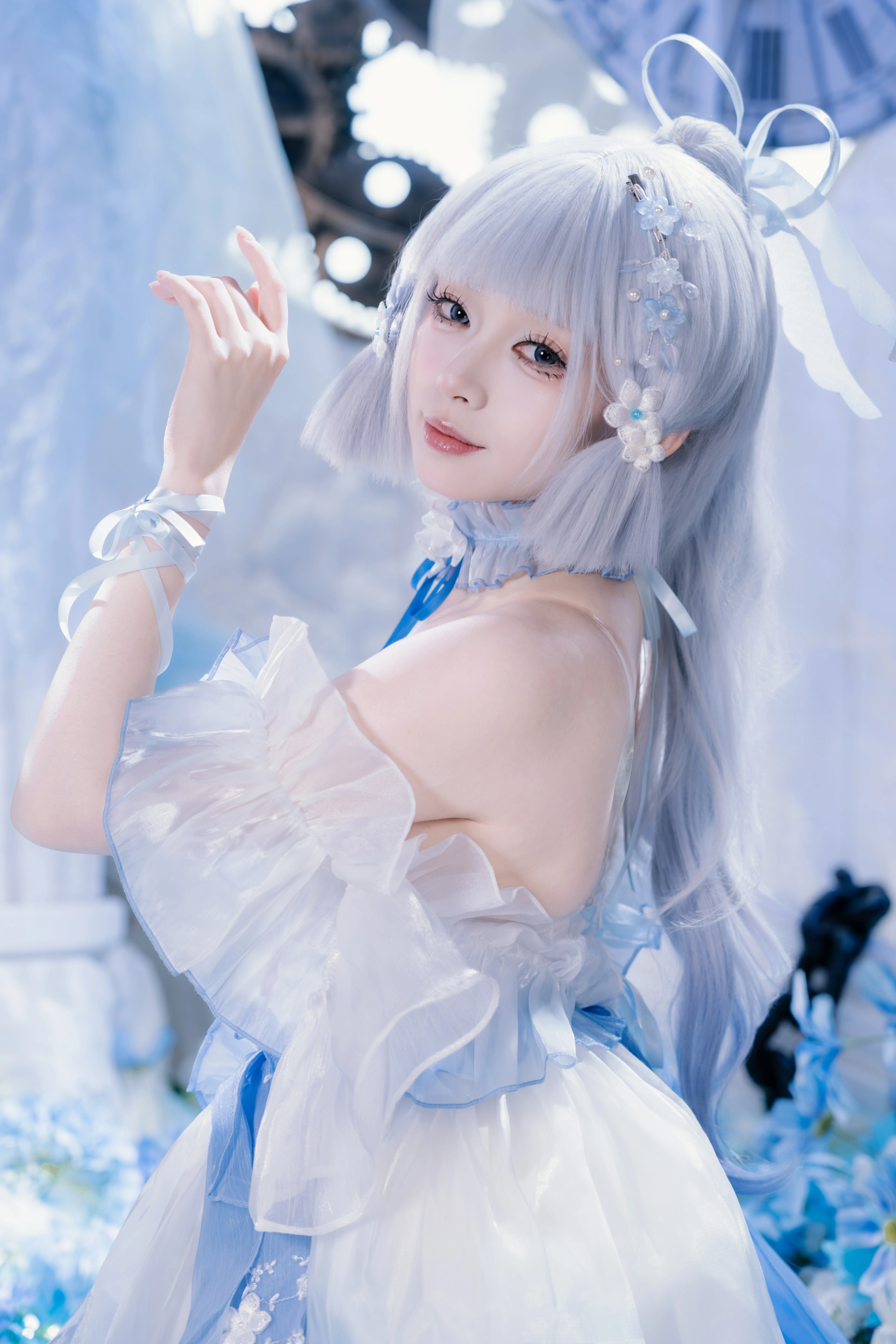 【神里绫华cos】蓝白梦幻风，定格大小姐的优雅瞬间 - 第 4 张