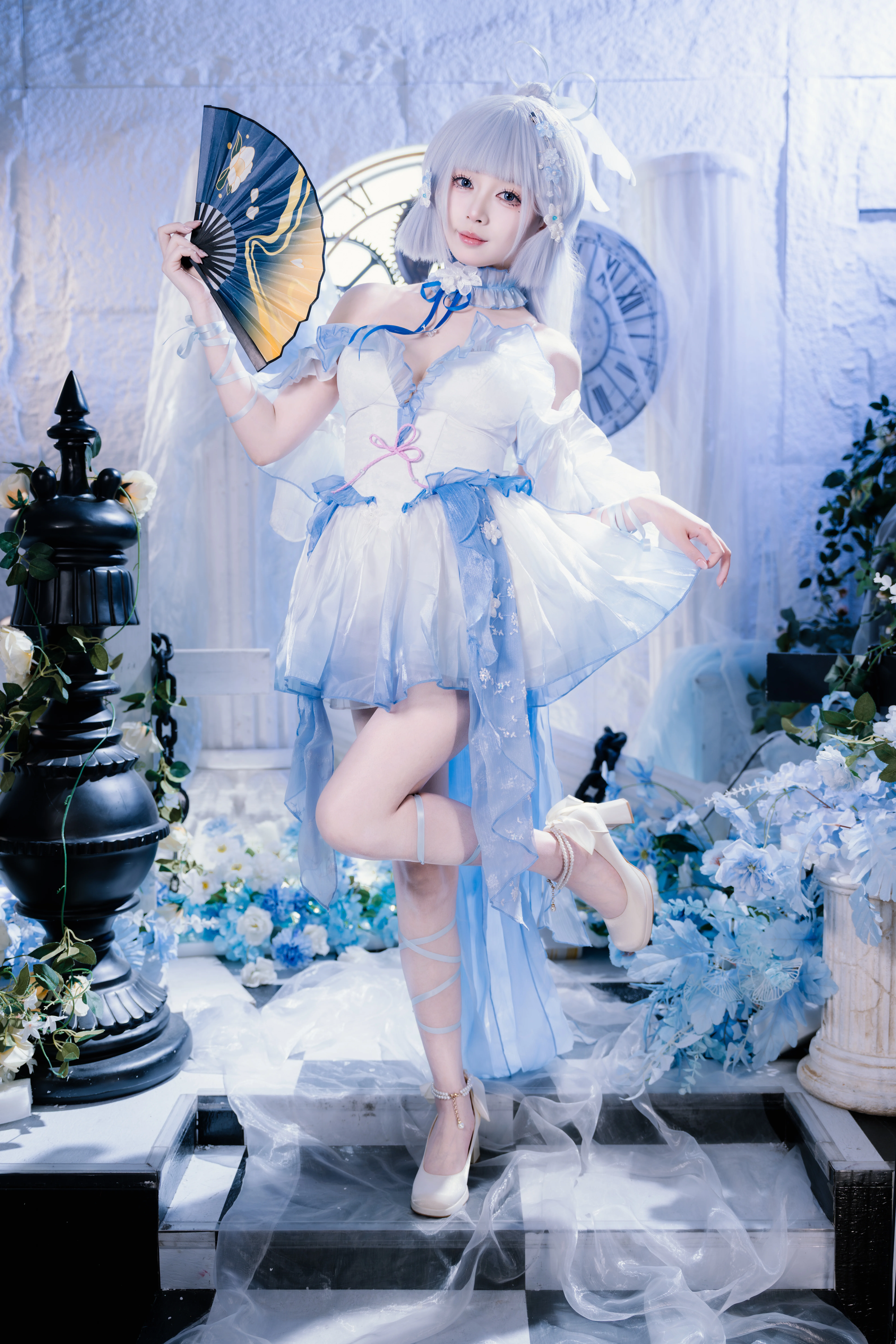 【神里绫华cos】蓝白梦幻风，定格大小姐的优雅瞬间 - 第 5 张