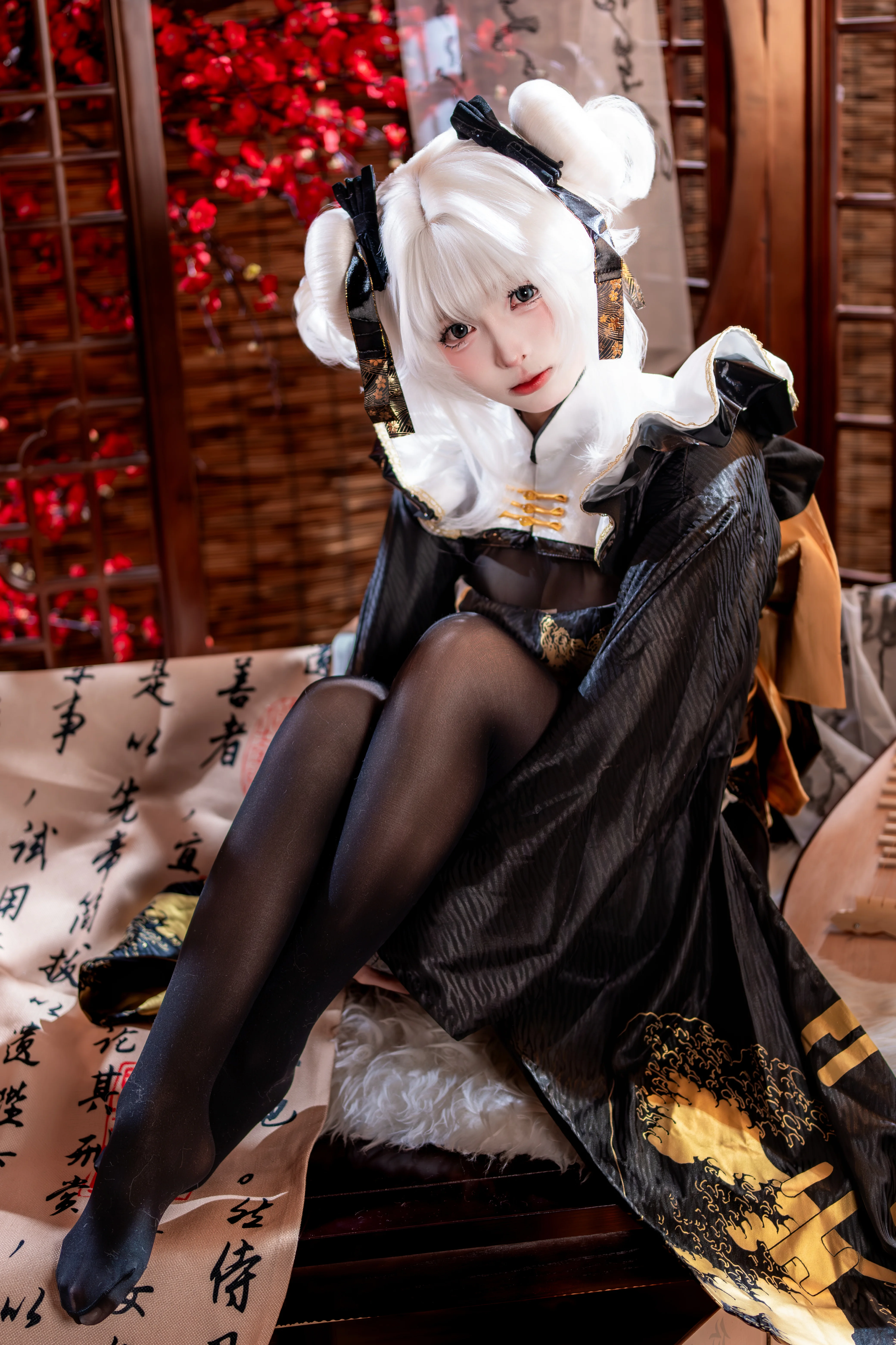 【布兰儿cos】胜利女神的风采，黑与金的华丽交汇 - 第 3 张