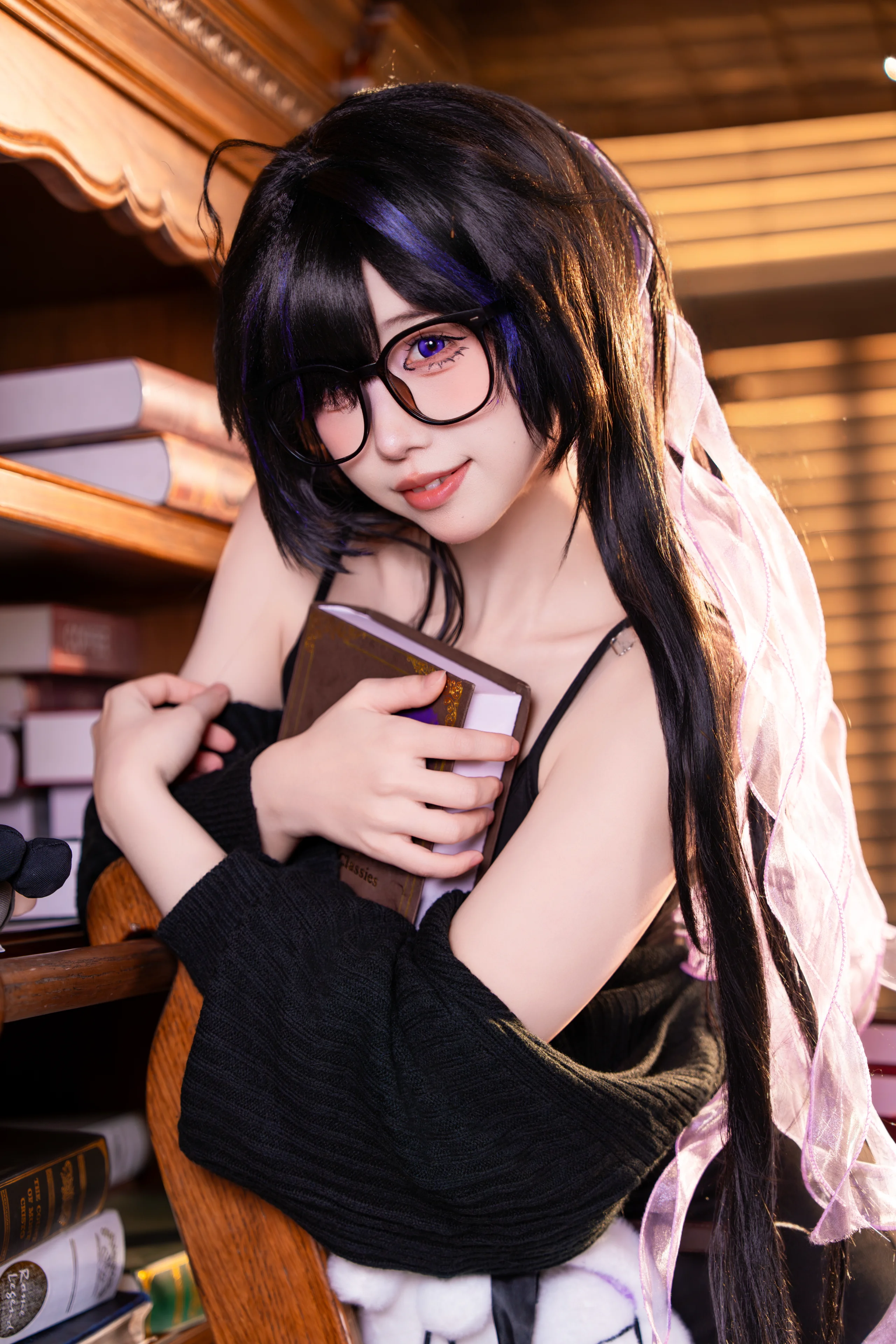 【蕾貝兒cos】勝利女神妮姬，在靜謐書房裡做個慵懶宅女 - 第 5 張