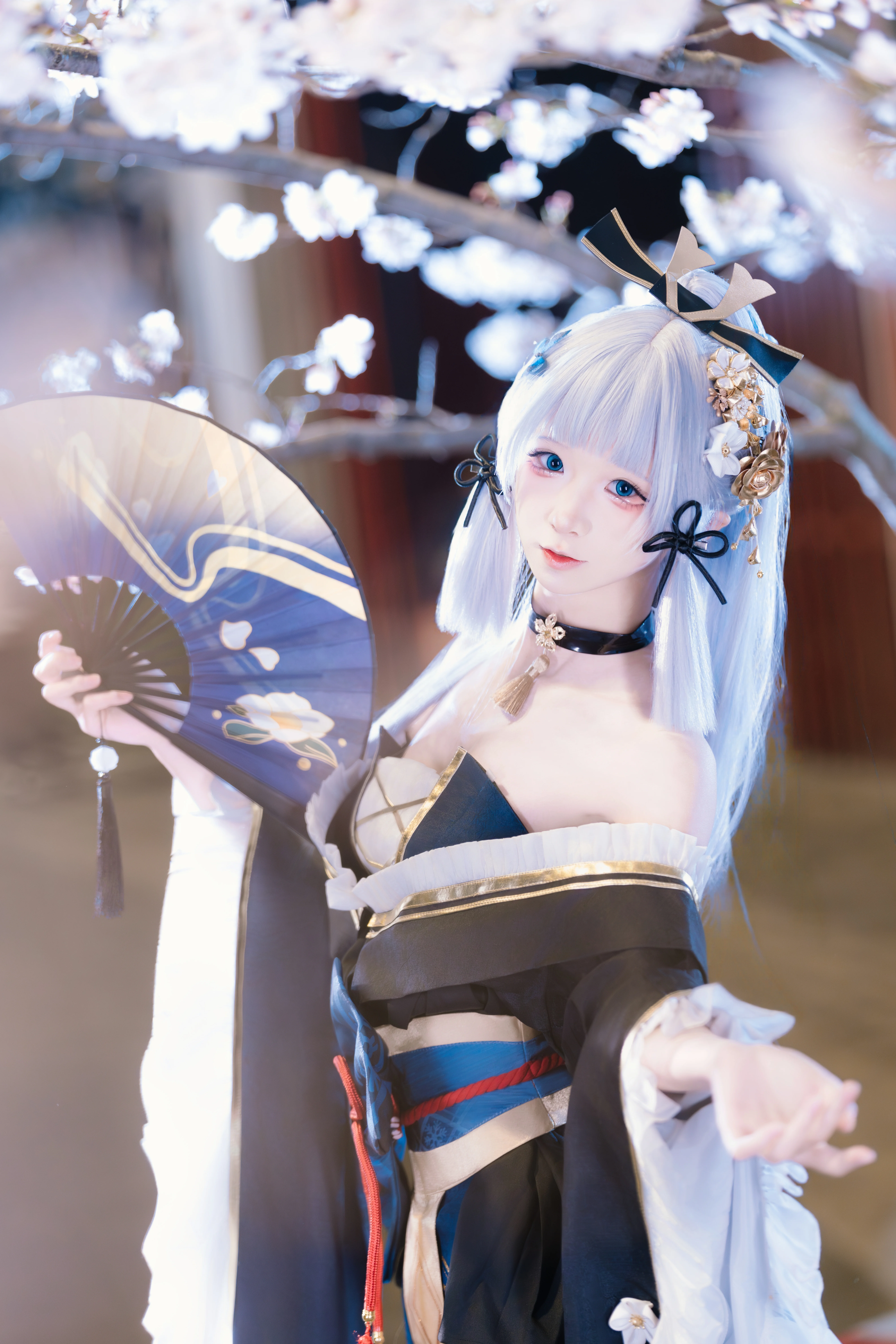 【神里绫华cos】稻妻黑道教母，月下夜樱的另一种打开方式 - 第 4 张