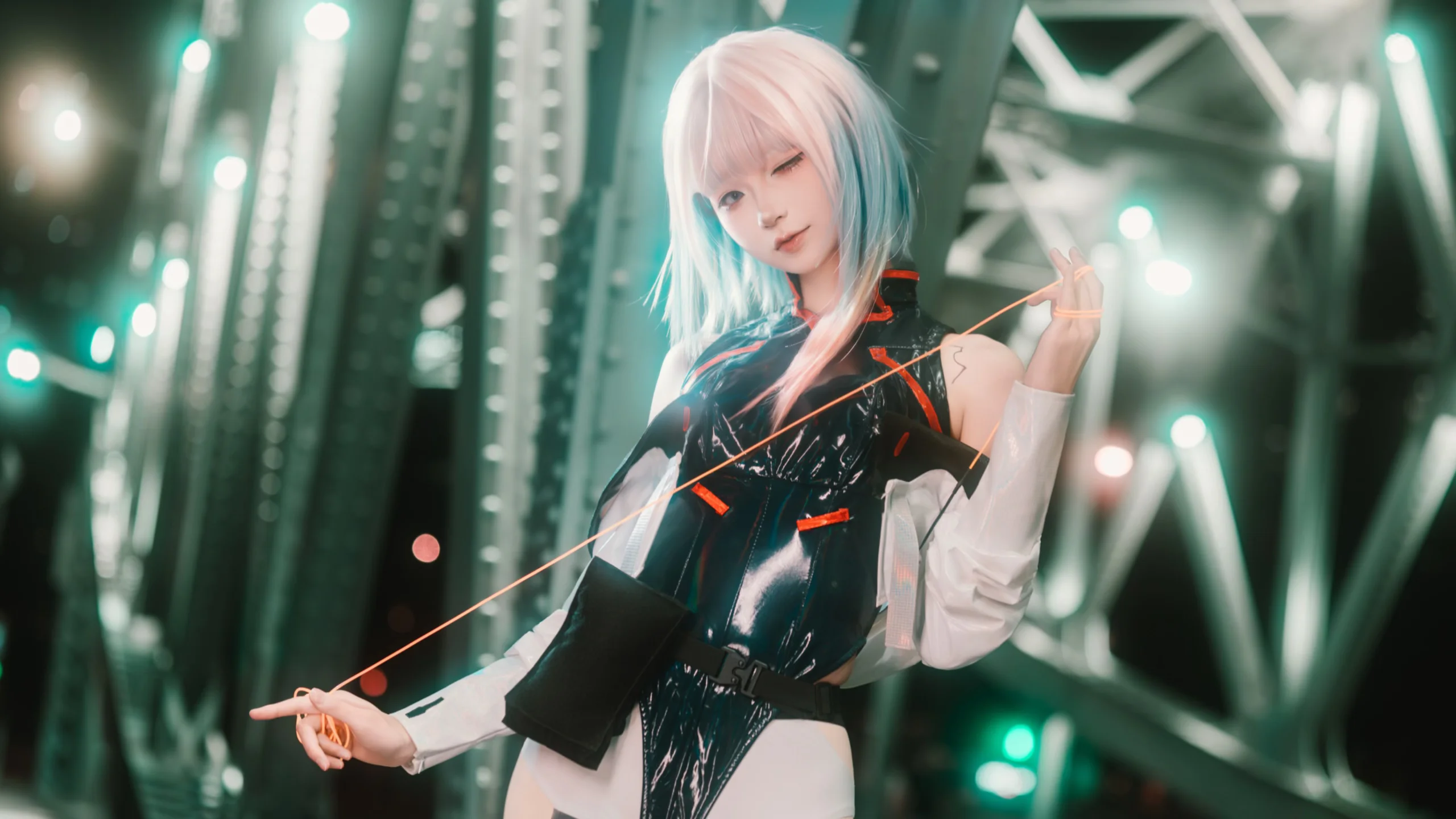 【露西cos】深夜金属与霓虹交织的赛博城 - 第 2 张
