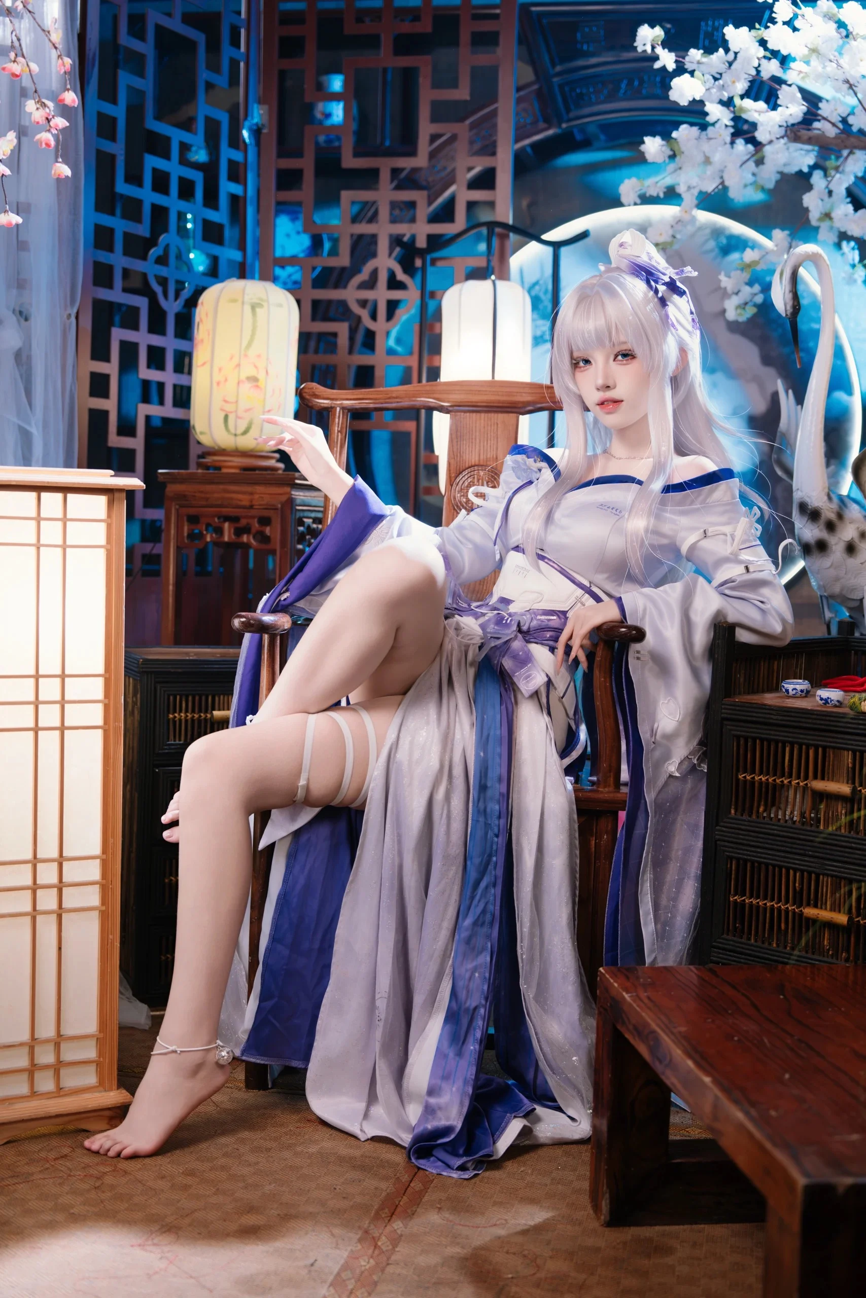 【绯雪cos】鸣潮里那一抹紫霜白衣的寄愿 - 第 3 张