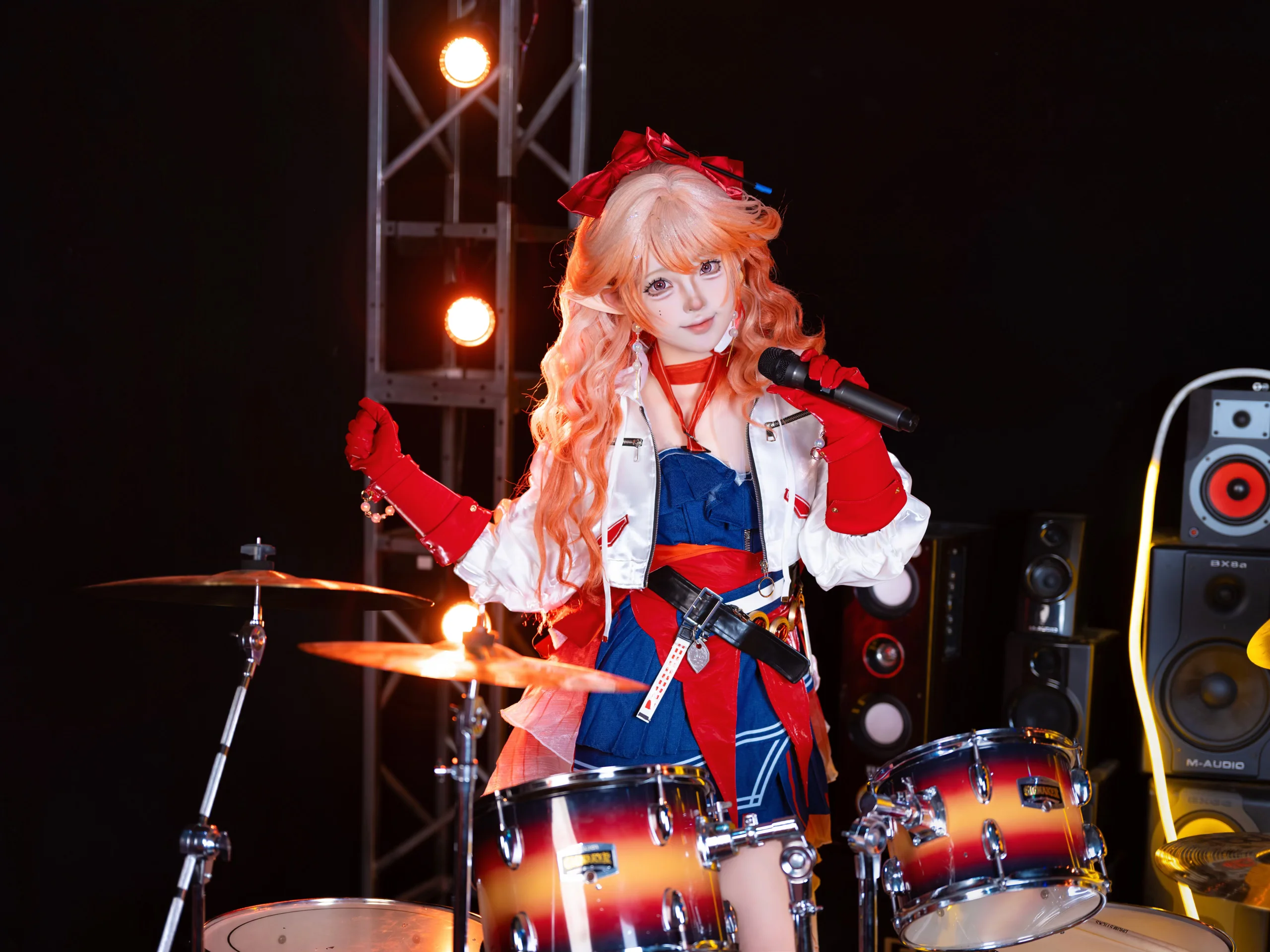 【遥cos】明日方舟的舞台，聚光灯下的歌手 - 第 2 张