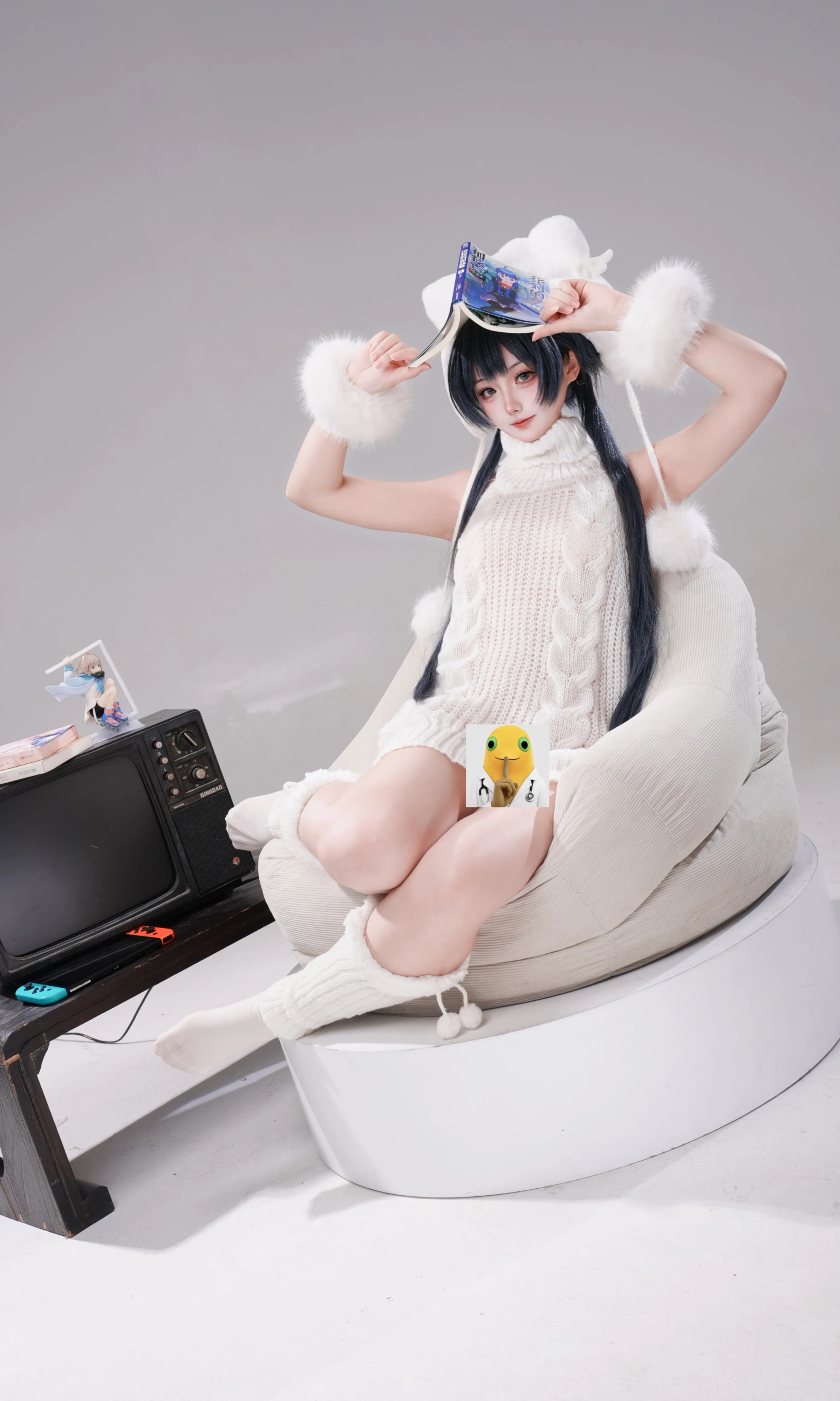 【妃咲cos】居家服的慵懒时光，一起看电视吗？ - 第 3 张
