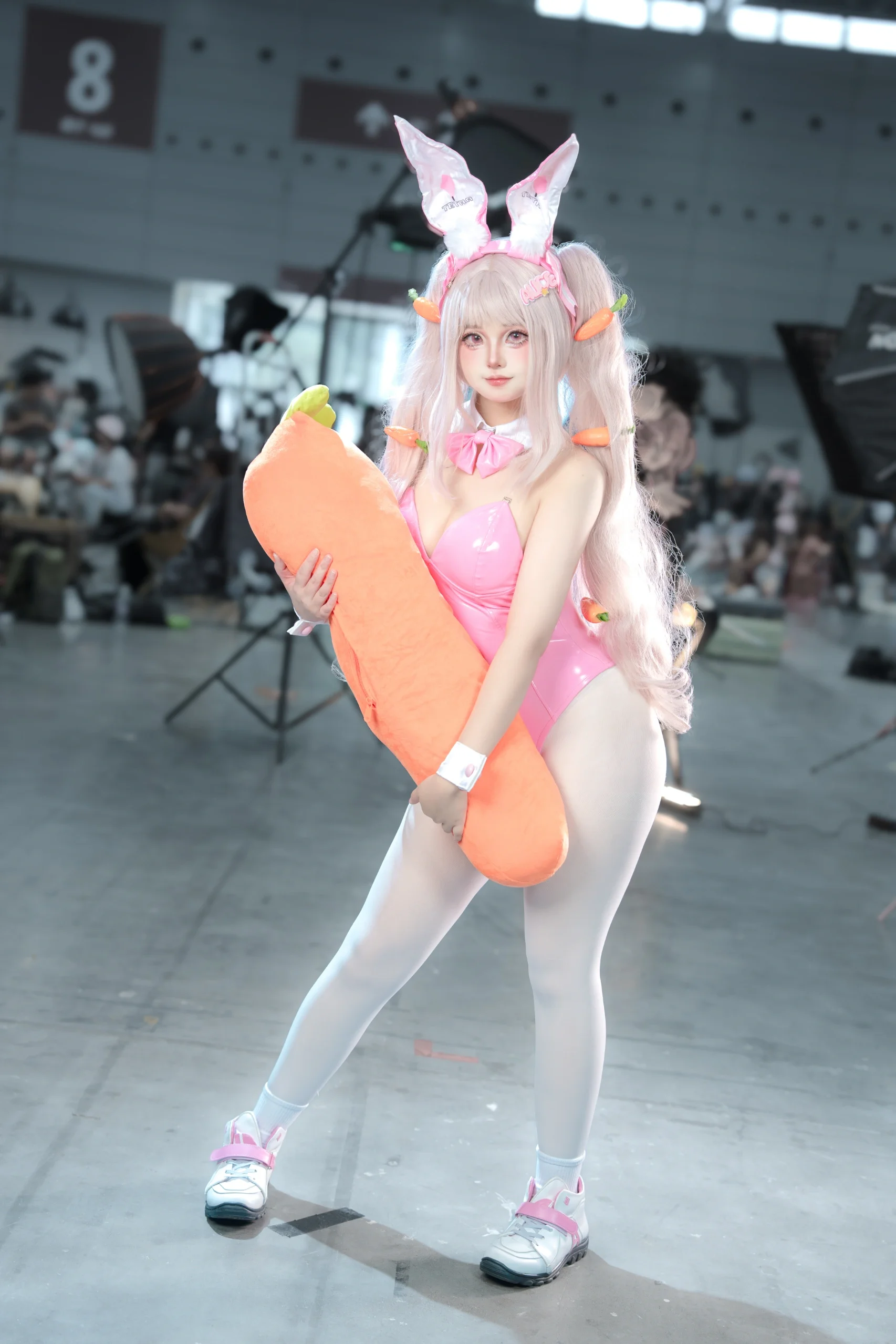 [Alice Cosplay] The Sunny Bunny from GODDESS OF VICTORY: NIKKE, Full of Energy Again Today! - Image 1