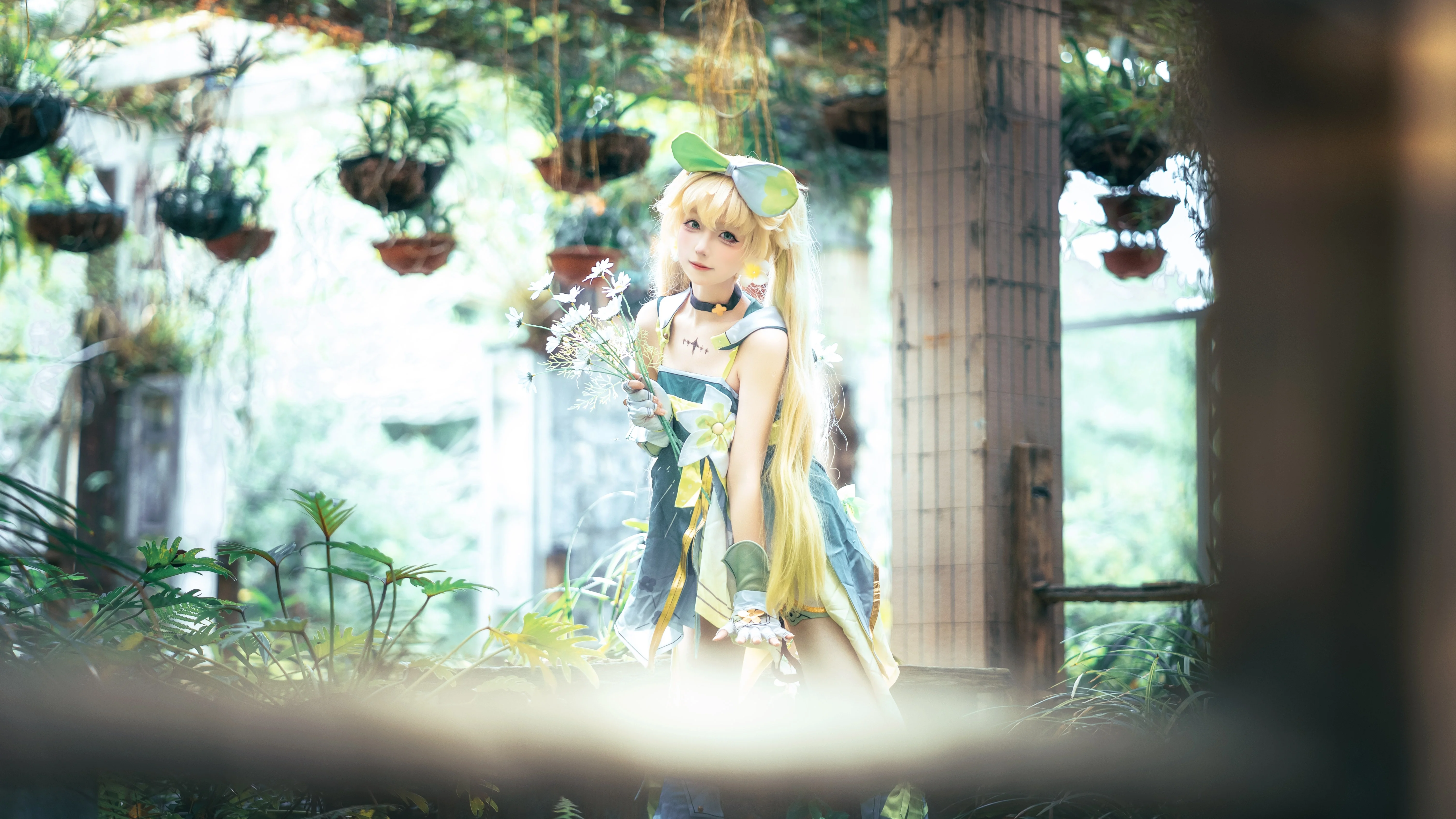 【維裡奈cos】鳴潮裡的自然系少女，在廣州植物園捕捉綠意 - 第 1 張