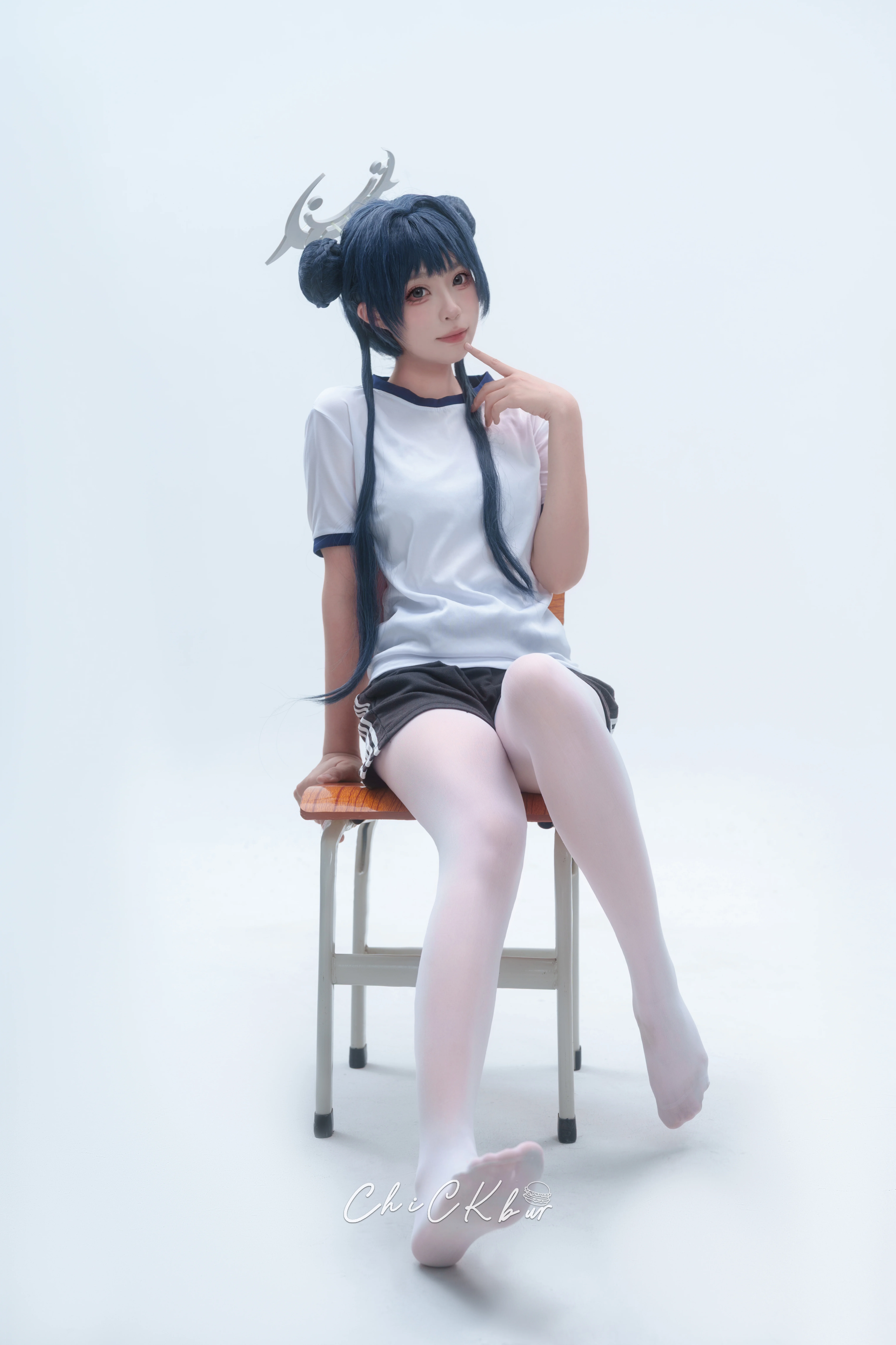 【妃咲cos】蔚蓝档案体操服，白棚里的清爽拍法