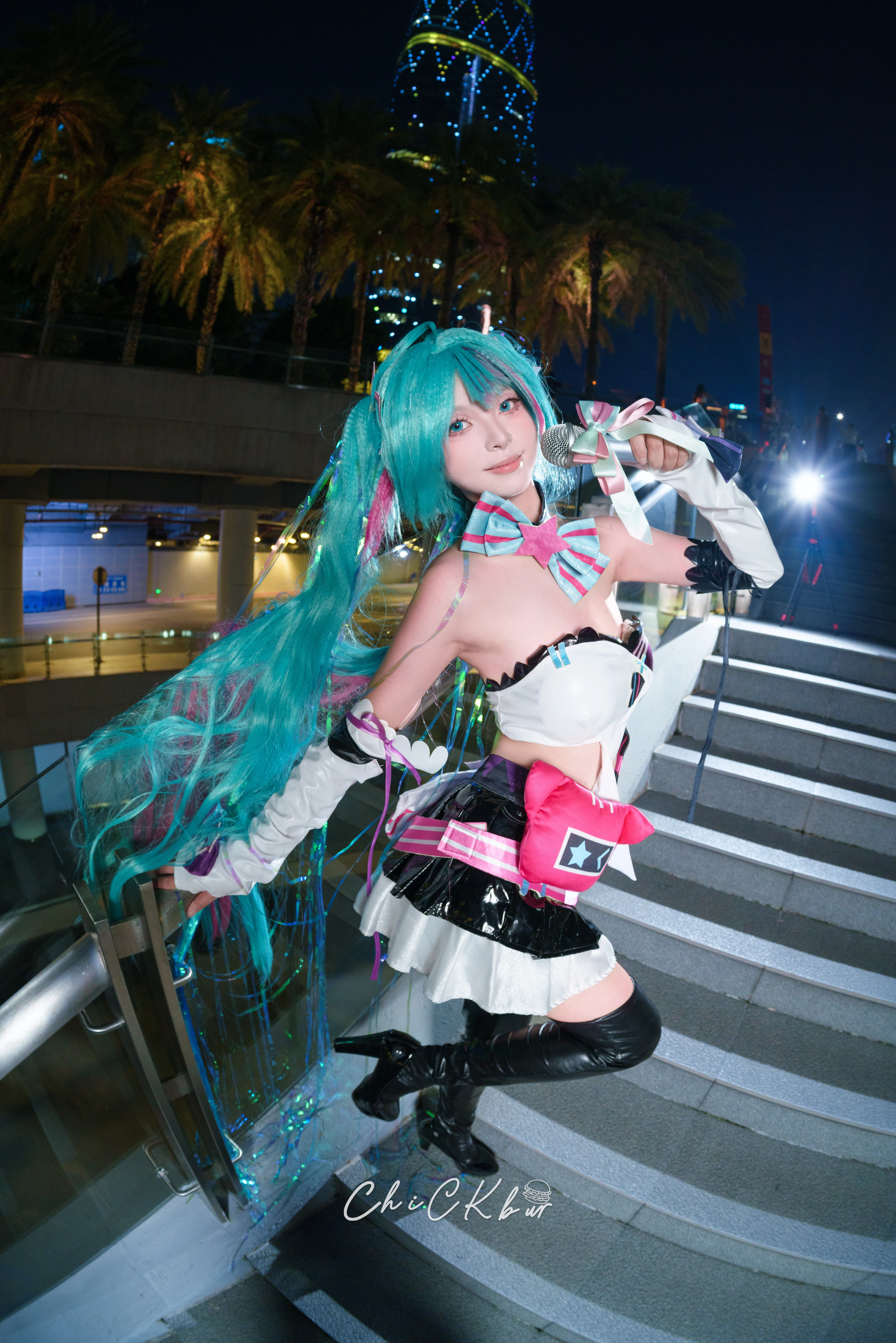 【初音未来cos】喵斯快跑联动，初始之音响彻未来 - 第 1 张