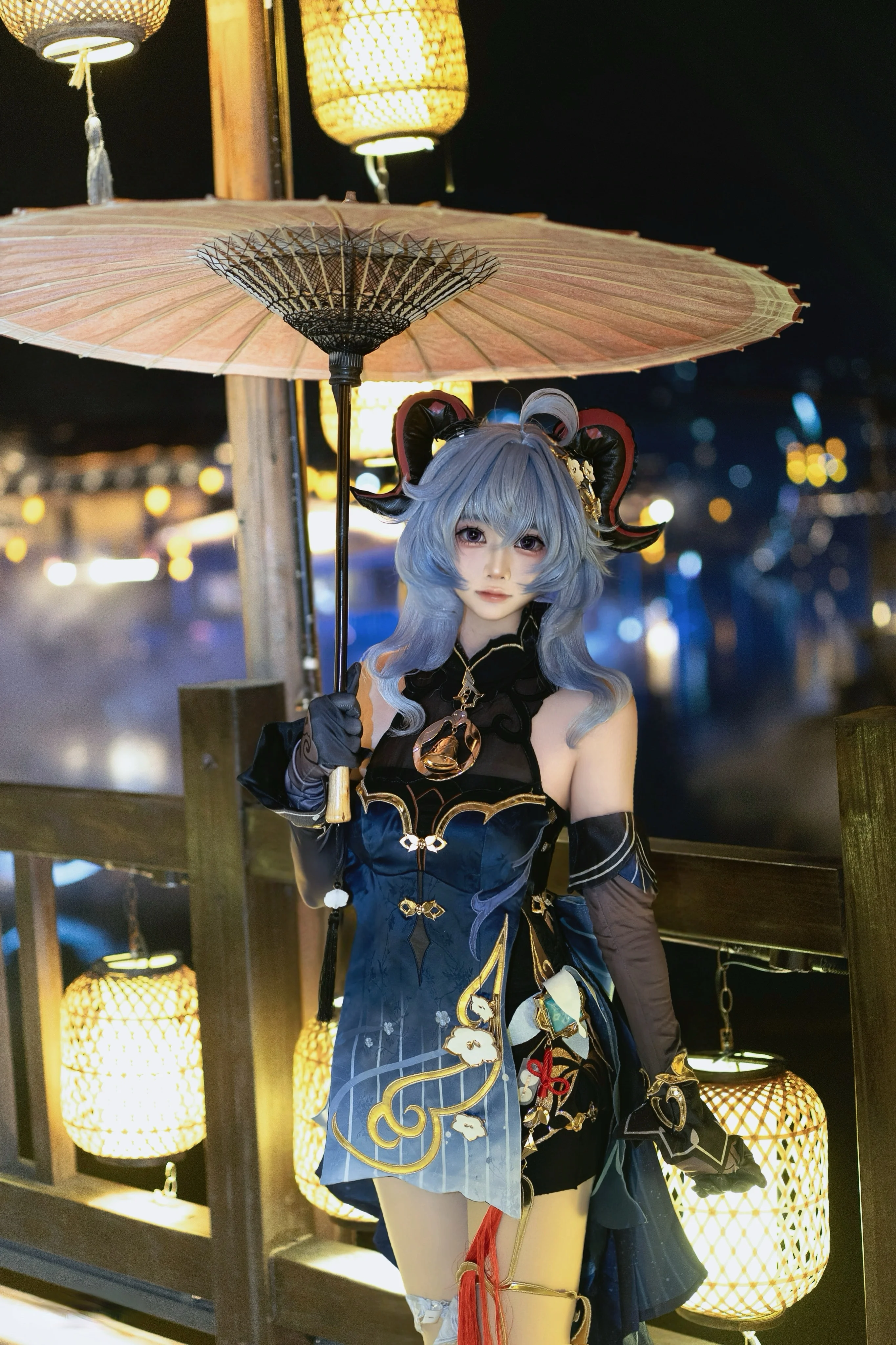 【甘雨cos】海燈節夜雨，撐傘漫步璃月港