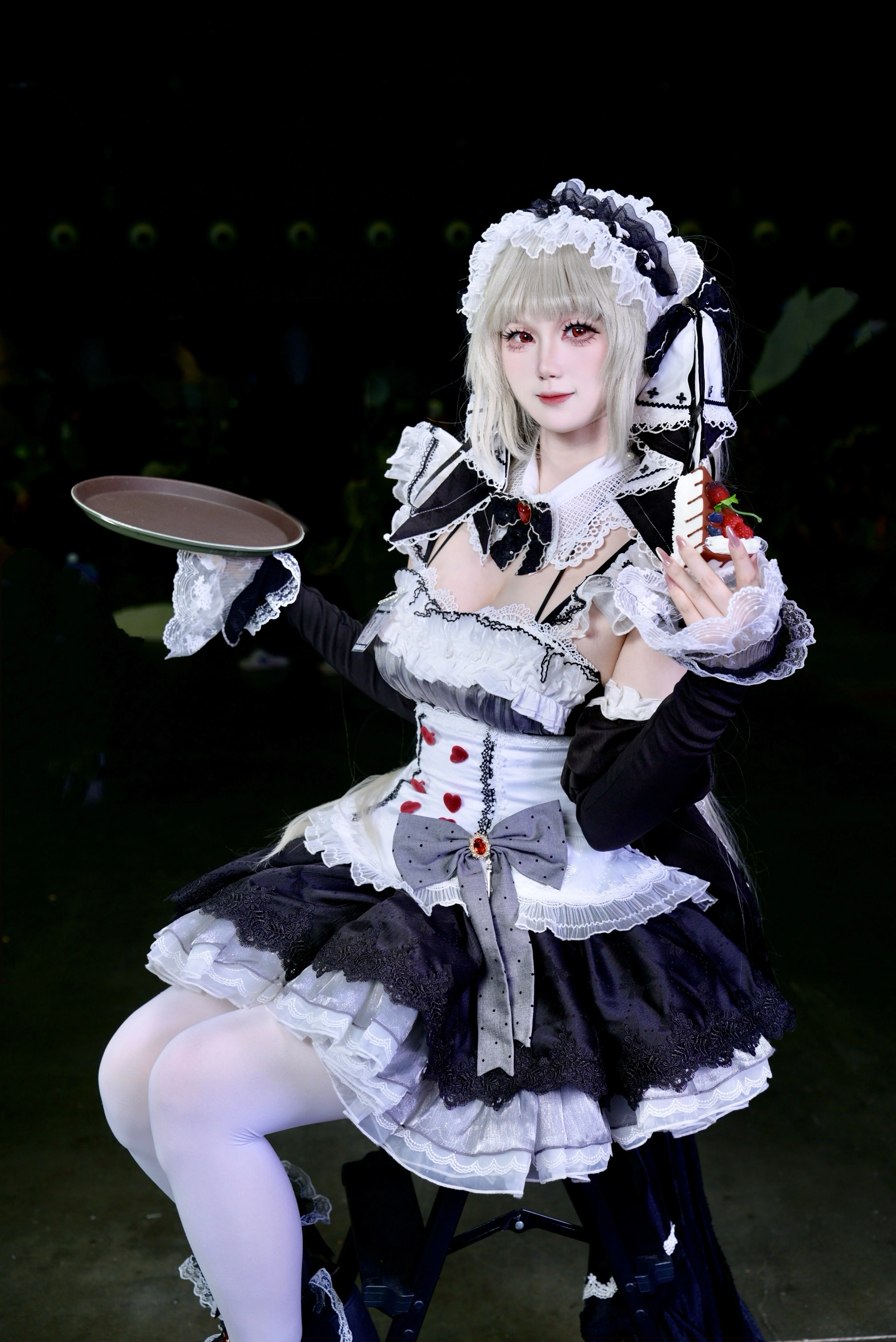 [Formidable Cosplay] Illustrious-Class Aircraft Carrier No. 3, On Duty Today - Image 1
