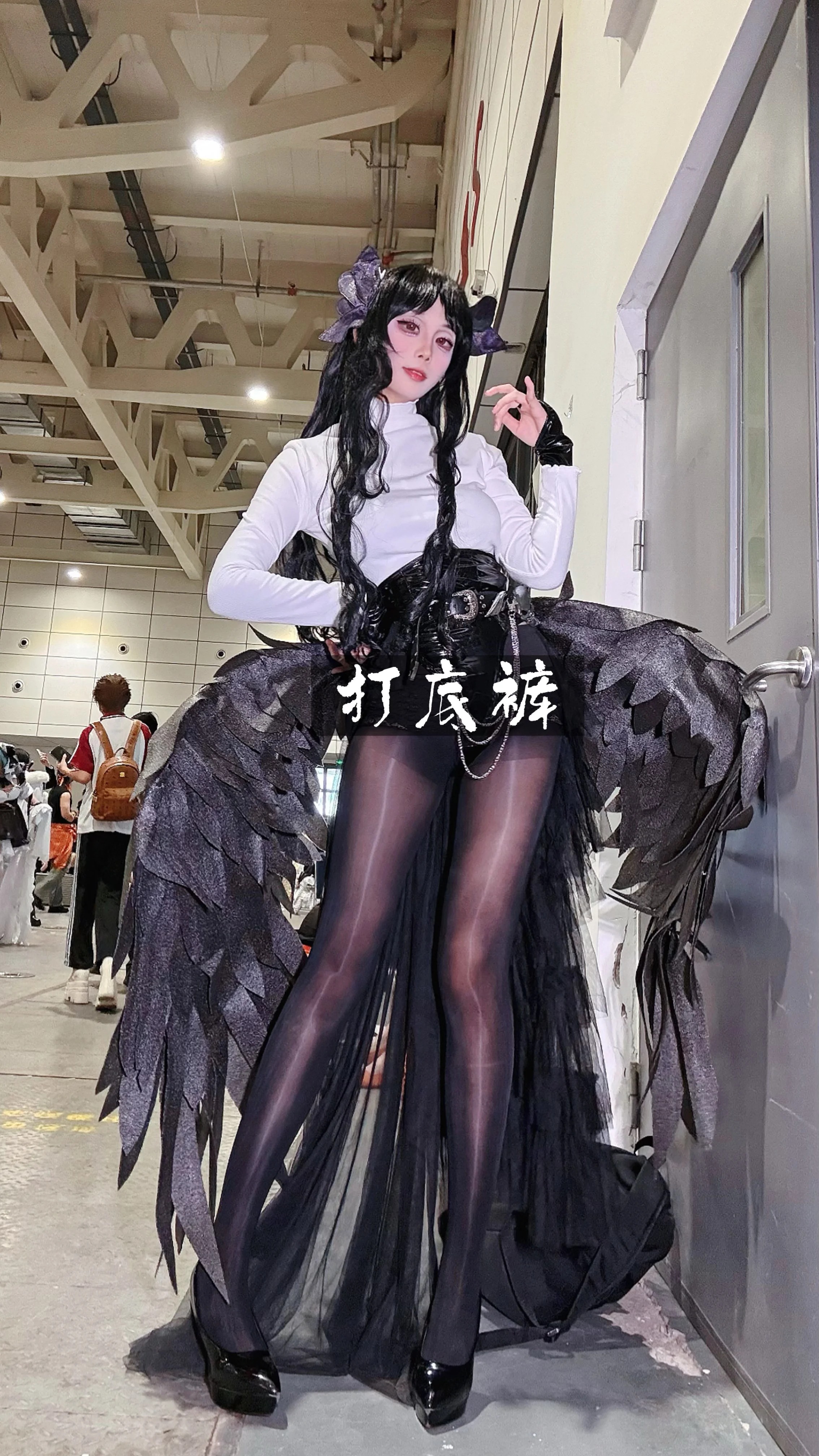 【盧克雷齊亞cos】棕色塵埃中的暗黑羽翼，漫展返圖分享 - 第 3 張