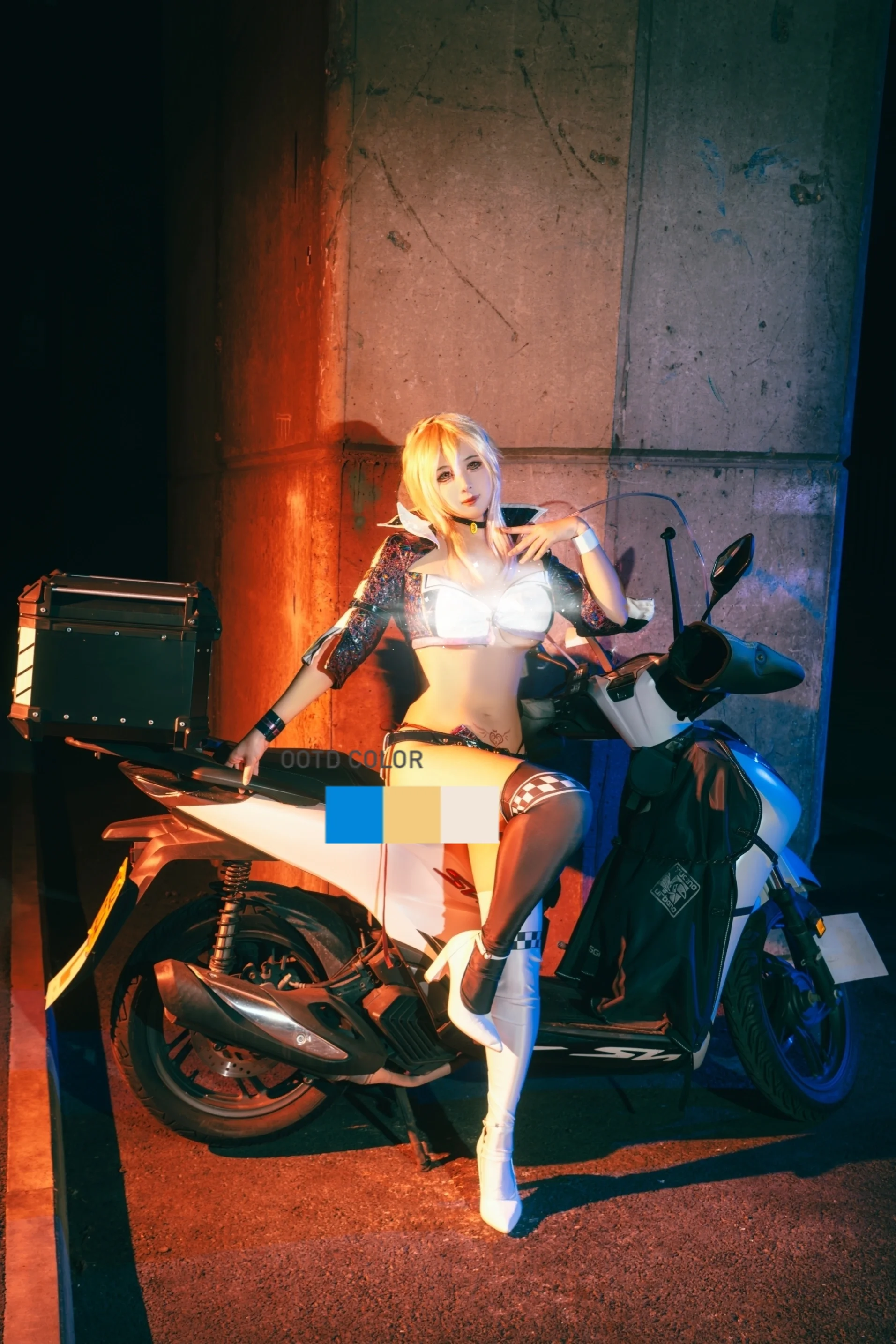 【黑呆cos】FGO赛车服：伦敦街头的外卖摩托与被迫营业