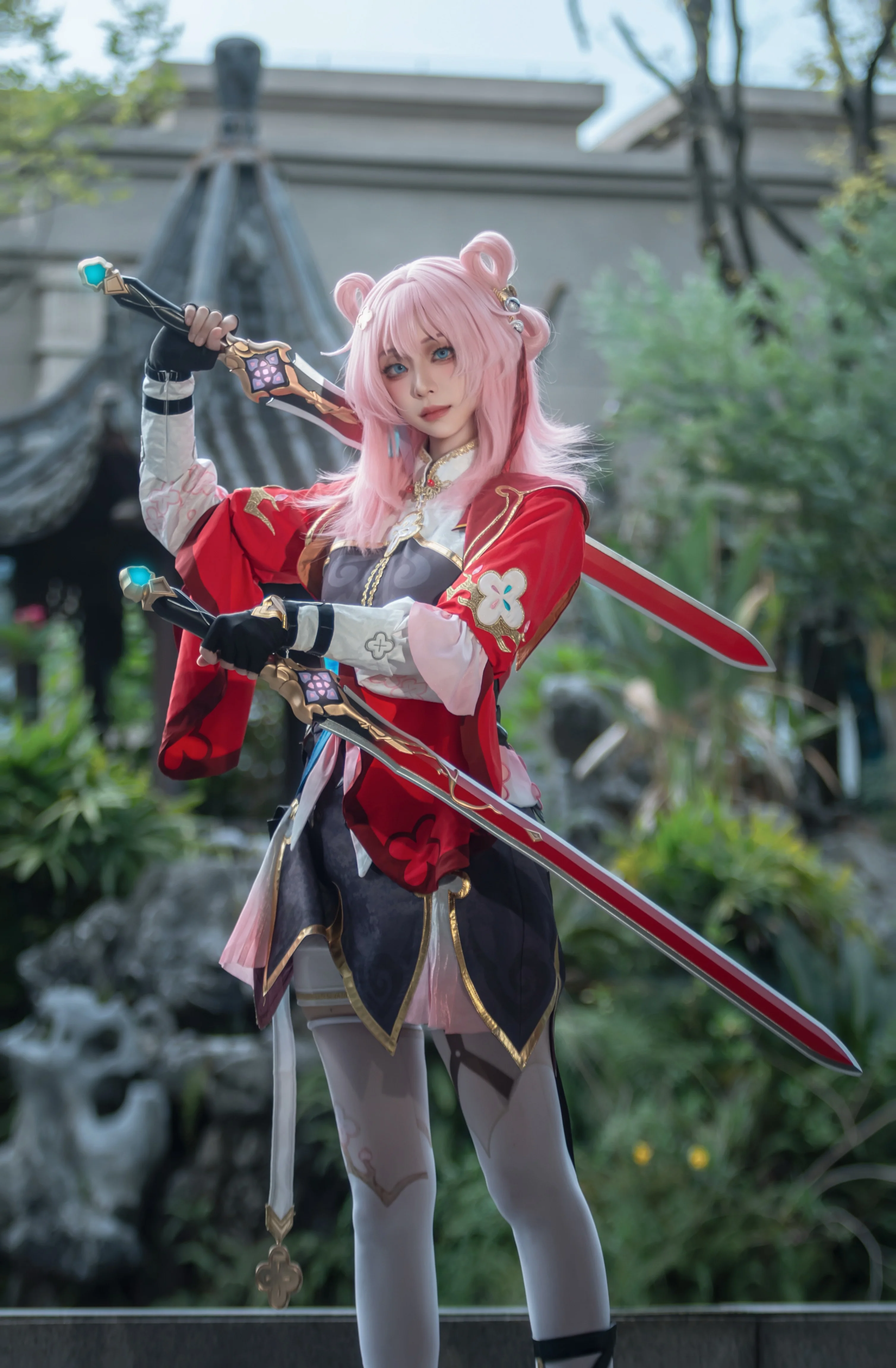 【三月七cos】崩坏星穹铁道巡猎三月七，仙舟侠女舞双刀 - 第 2 张