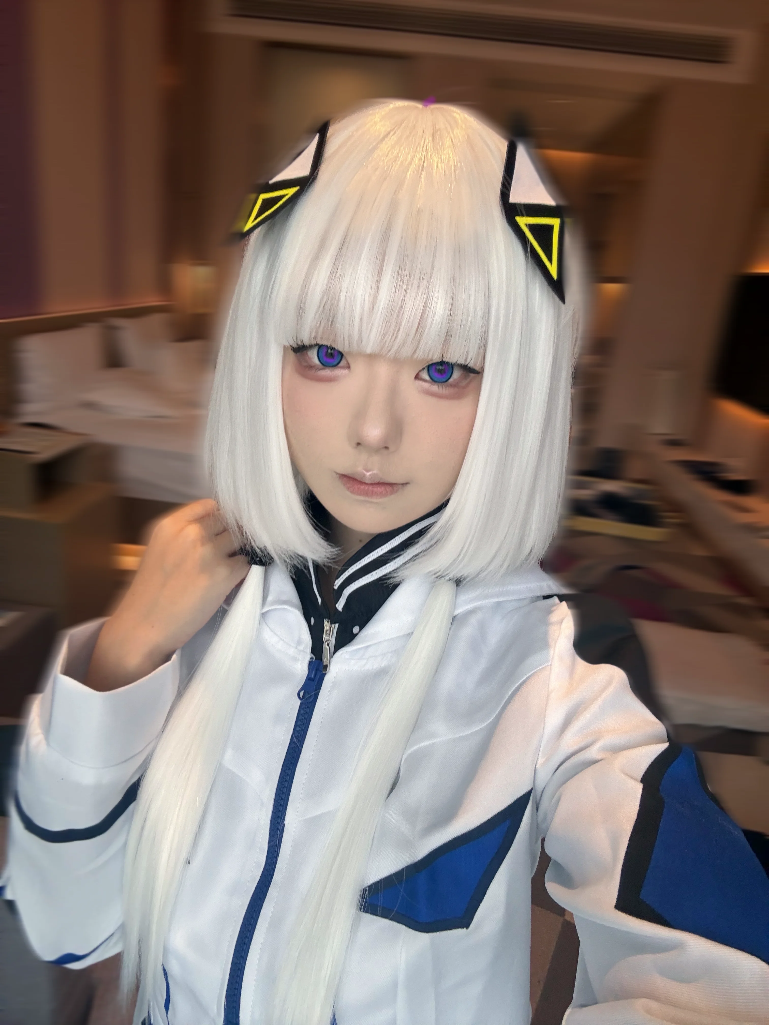 【可不cos】神椿only展会当天，这套白蓝外套真的很好拍