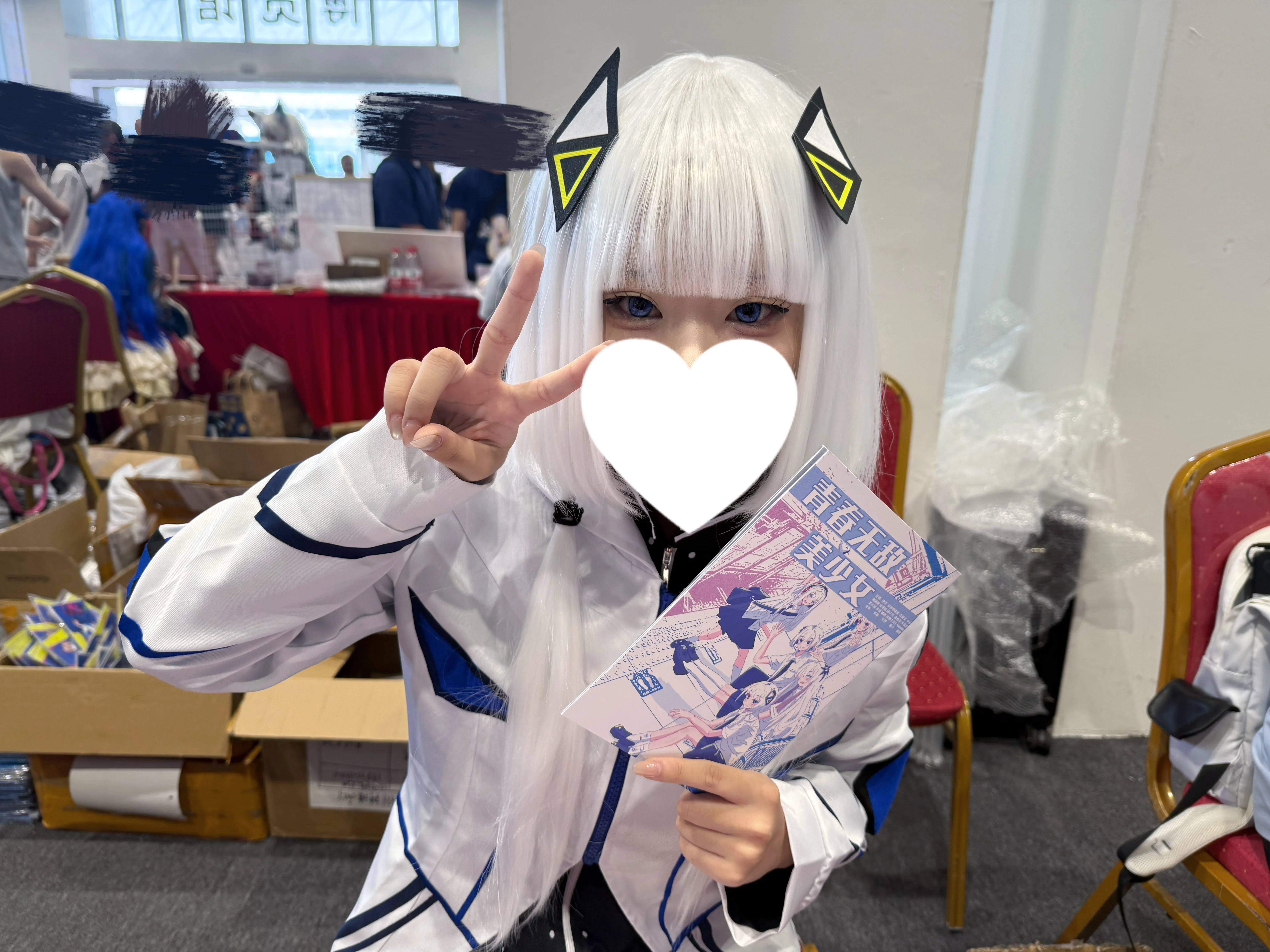 [Kafu cosplay] On the Day of Guangzhou KAMITSUBAKI STUDIO Only, This White and Blue Jacket is So Photogenic - Image 4