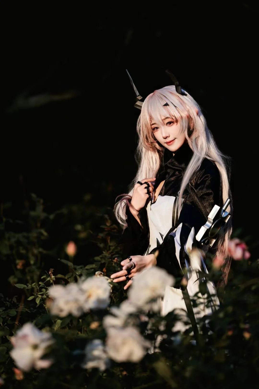 【特蕾西娅cos】林间花影，微风与白色的记忆 - 第 3 张