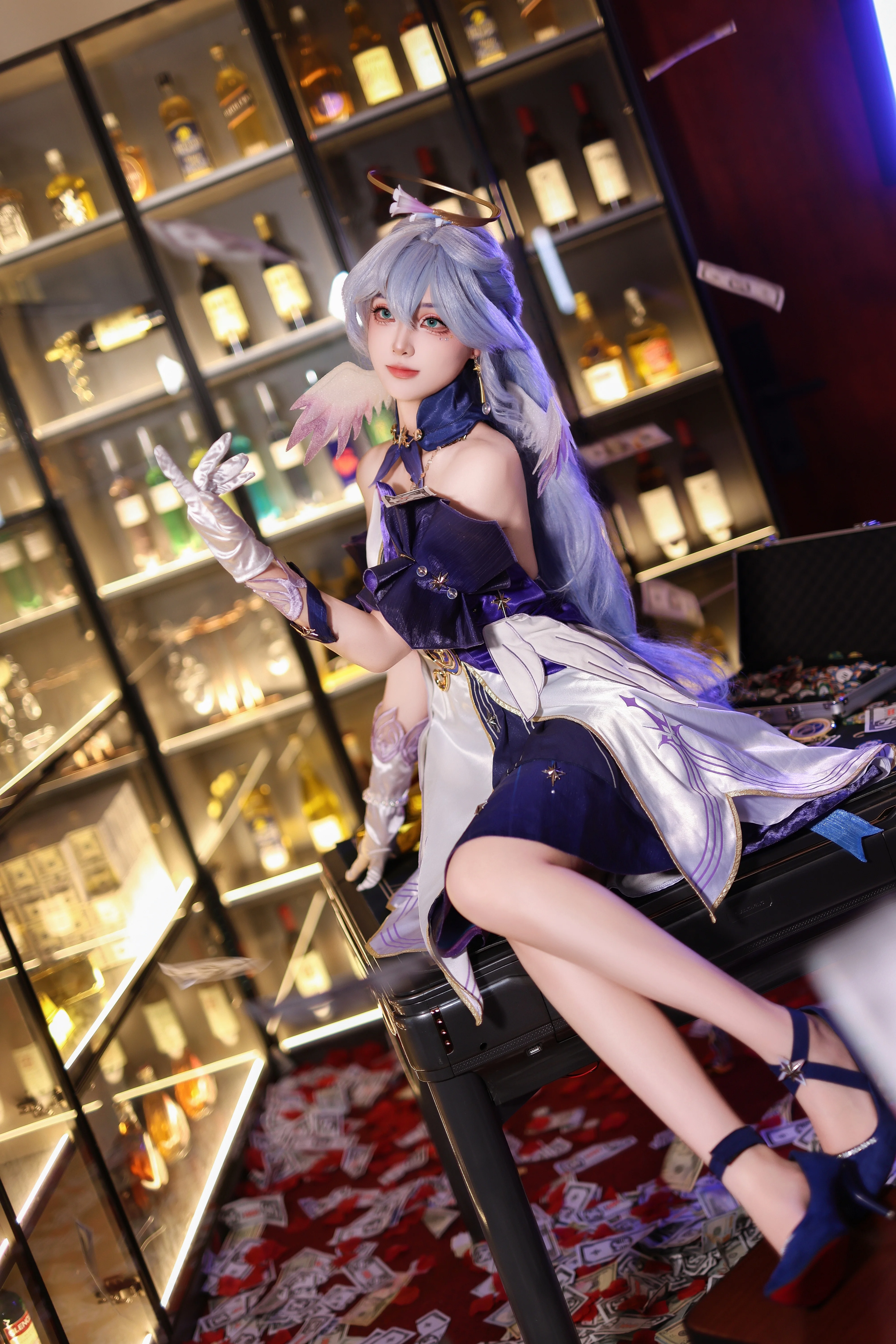 【知更鸟cos】崩坏星穹铁道里的银翼歌者与周末酒馆