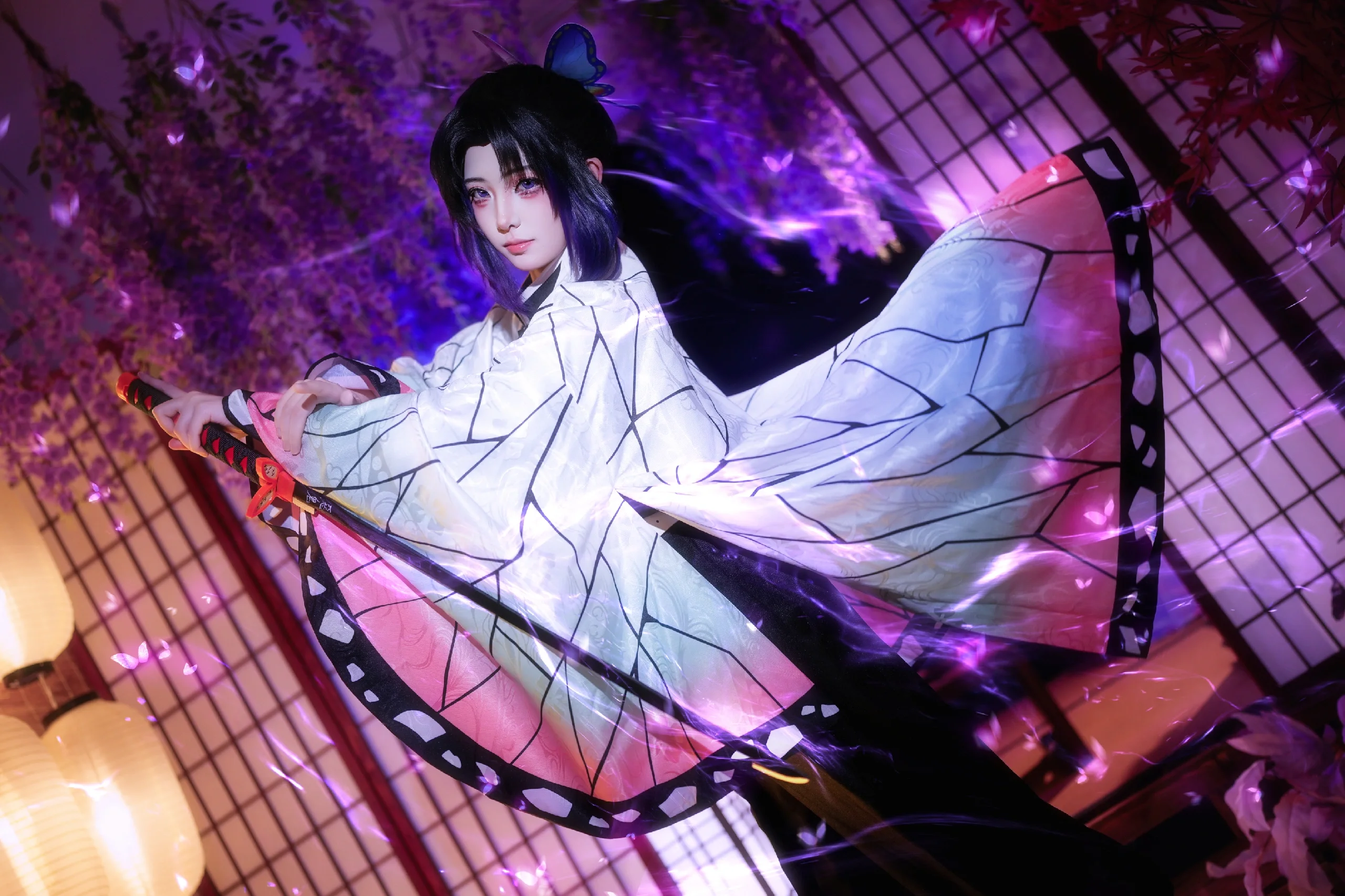 [Shinobu Kochou cosplay] Insect Hashira in Demon Slayer: Interpreting an Elegant and Composed Butterfly Dance - Image 3
