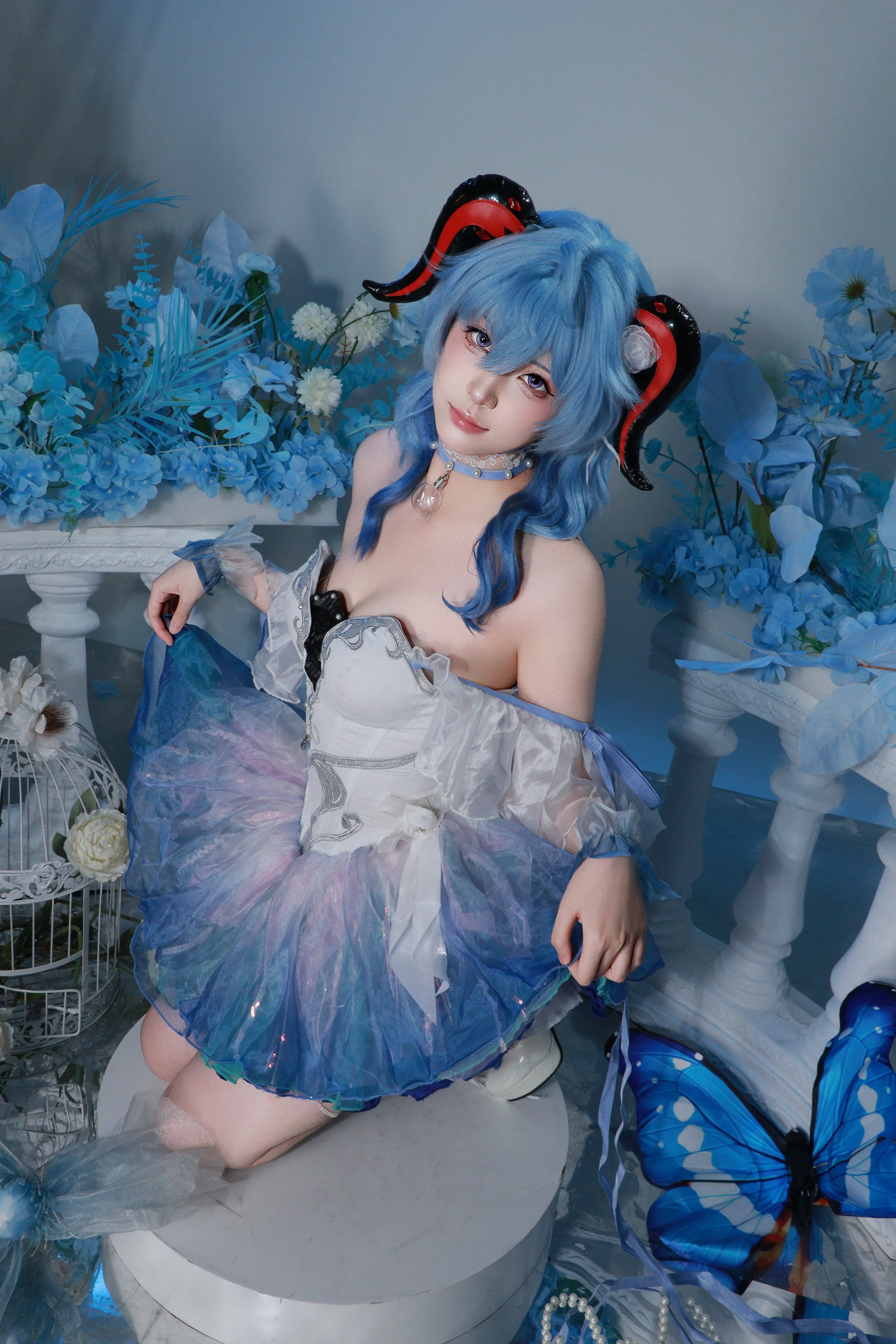 【甘雨cos】原神中的冰系使者，蓝发与红角的小仙子 - 第 4 张
