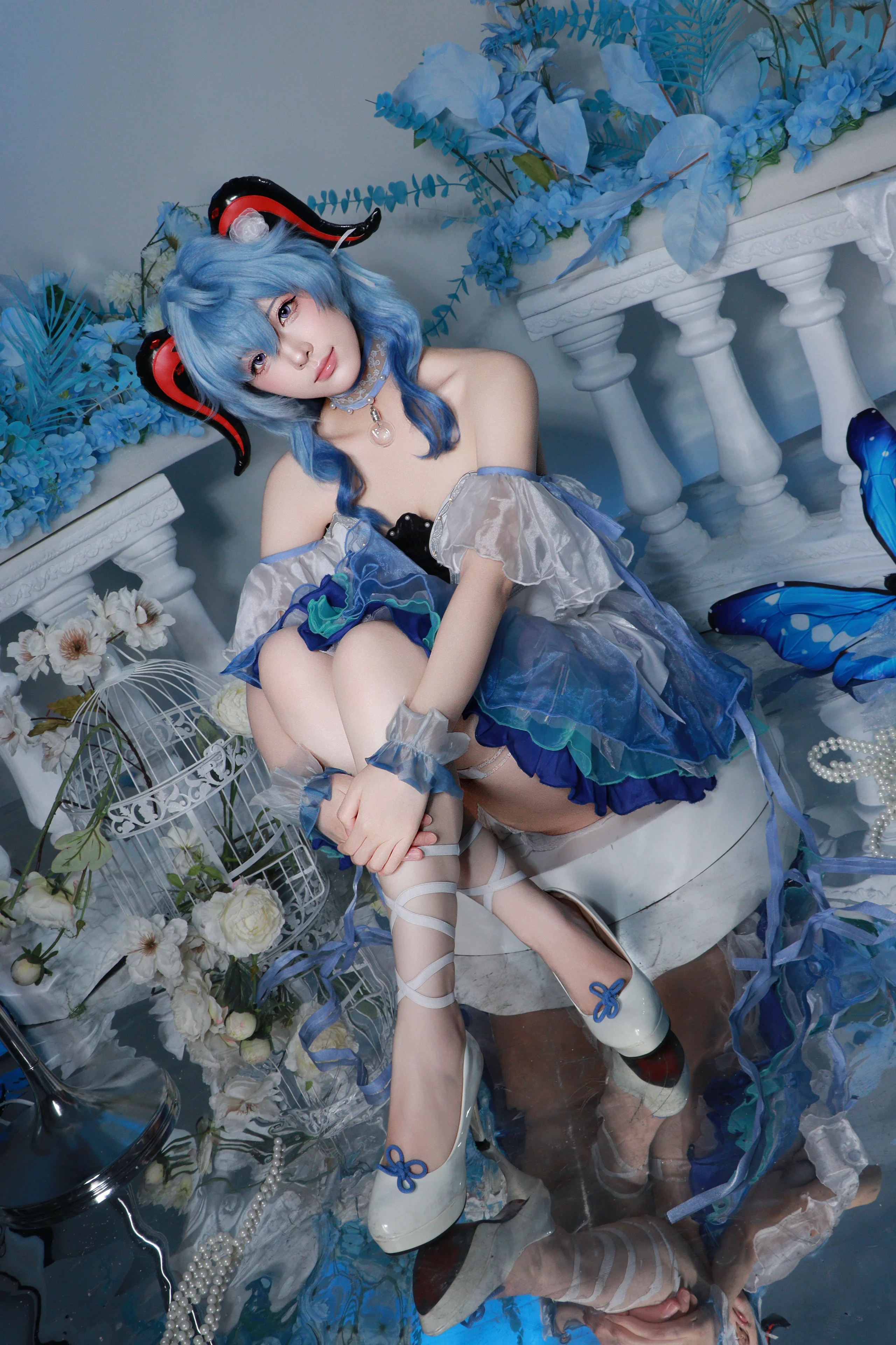 【甘雨cos】原神里的蓝发麒麟，安静氛围下的倒影瞬间