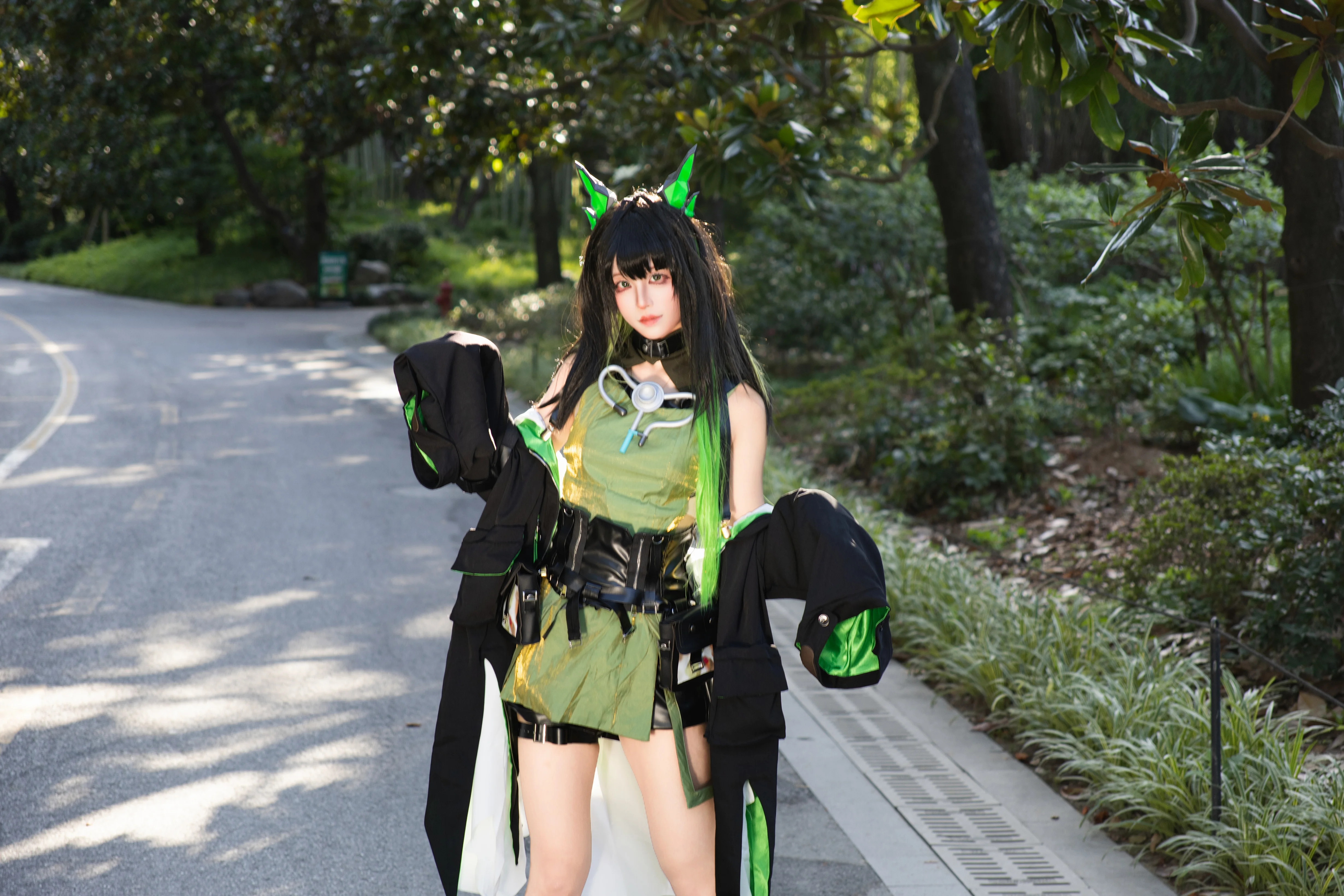 【Mon3tr cos】明日方舟七周年，外景正片的机能感呈现 - 第 1 张
