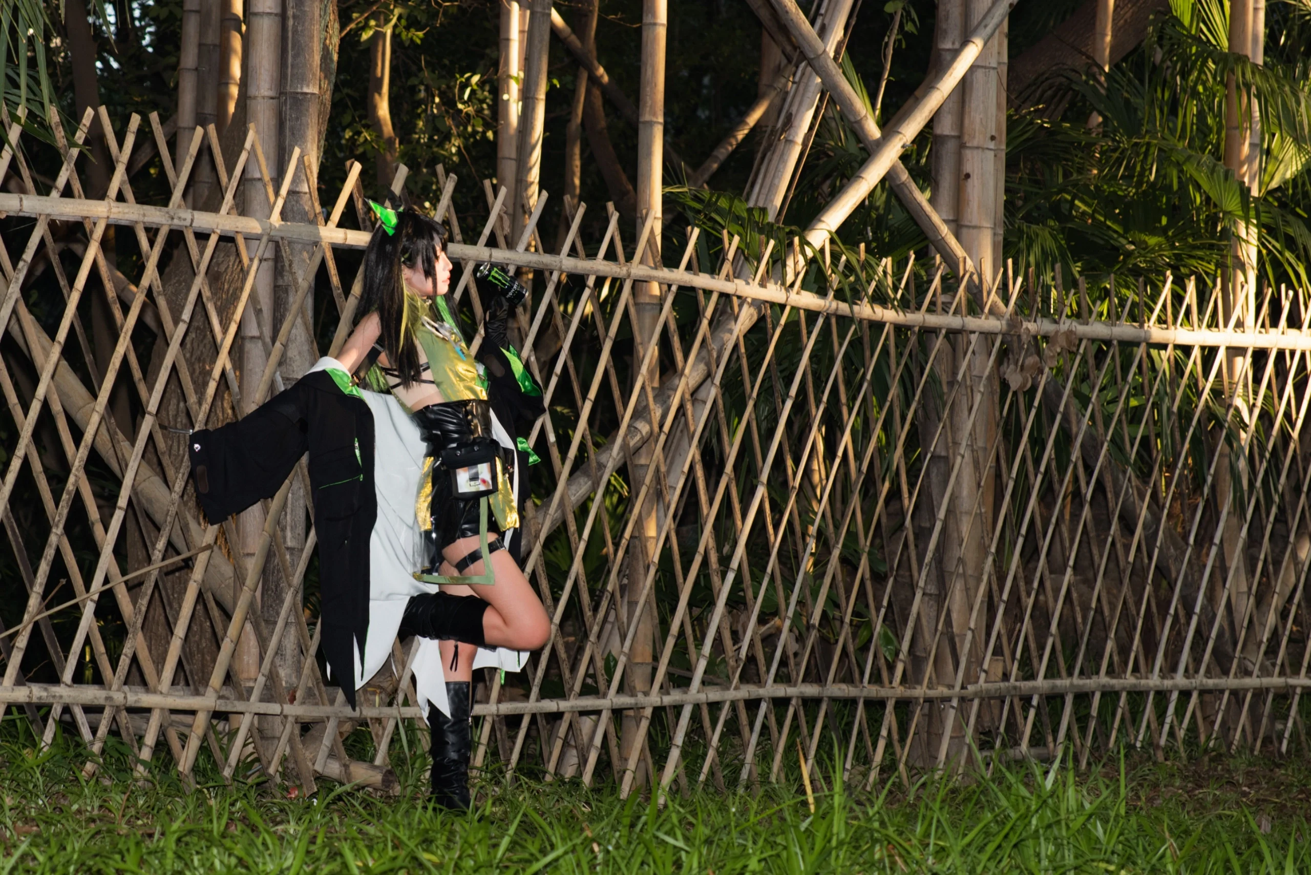 【Mon3tr cos】明日方舟七周年，外景正片的机能感呈现 - 第 2 张