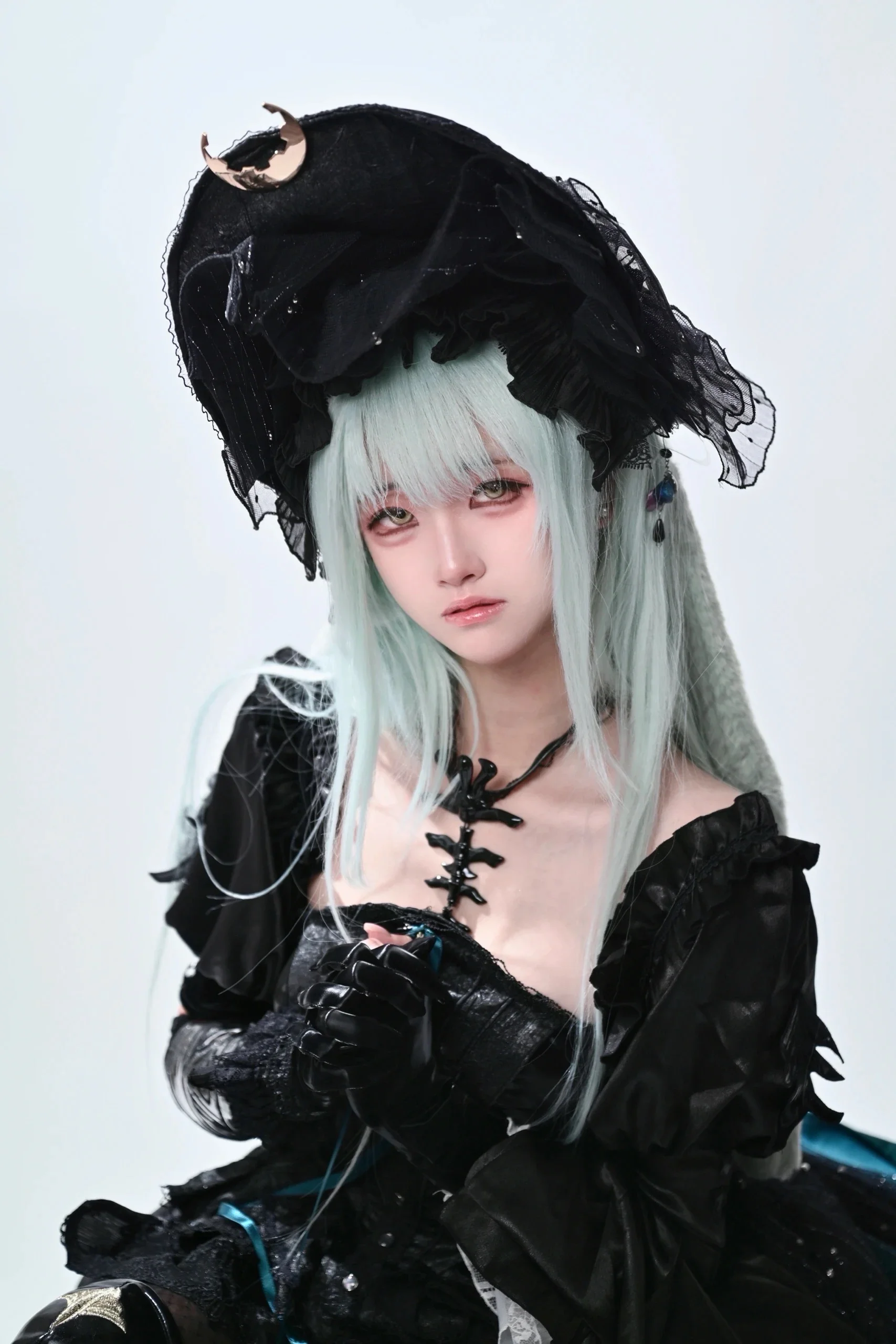 【若葉睦cos】試穿新戰袍的崩潰與驚喜，帶著大拖尾備戰漫展 - 第 1 張