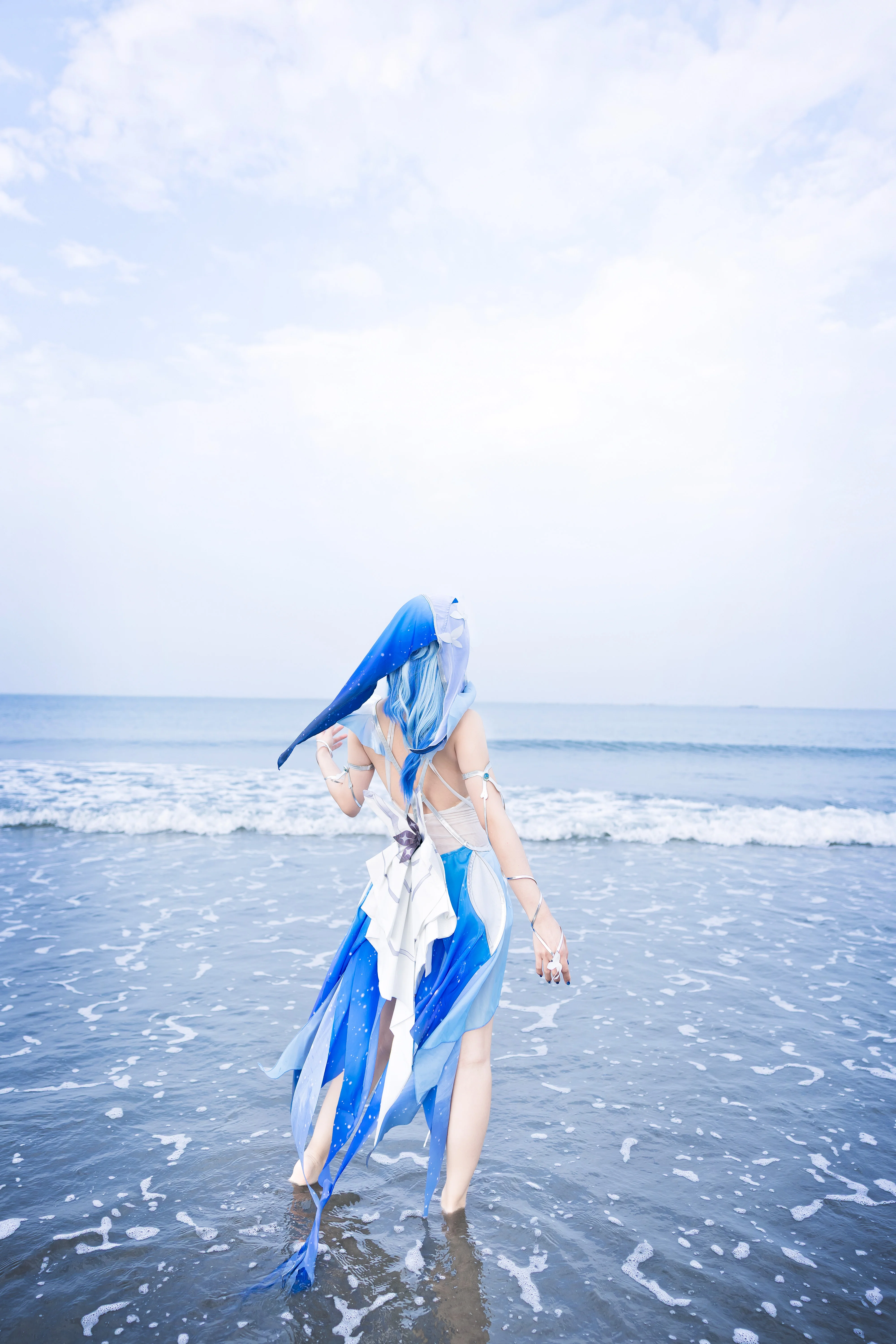 【守岸人cos】鸣潮海岸线，这次终于把守岸人的氛围感拍透了 - 第 9 张