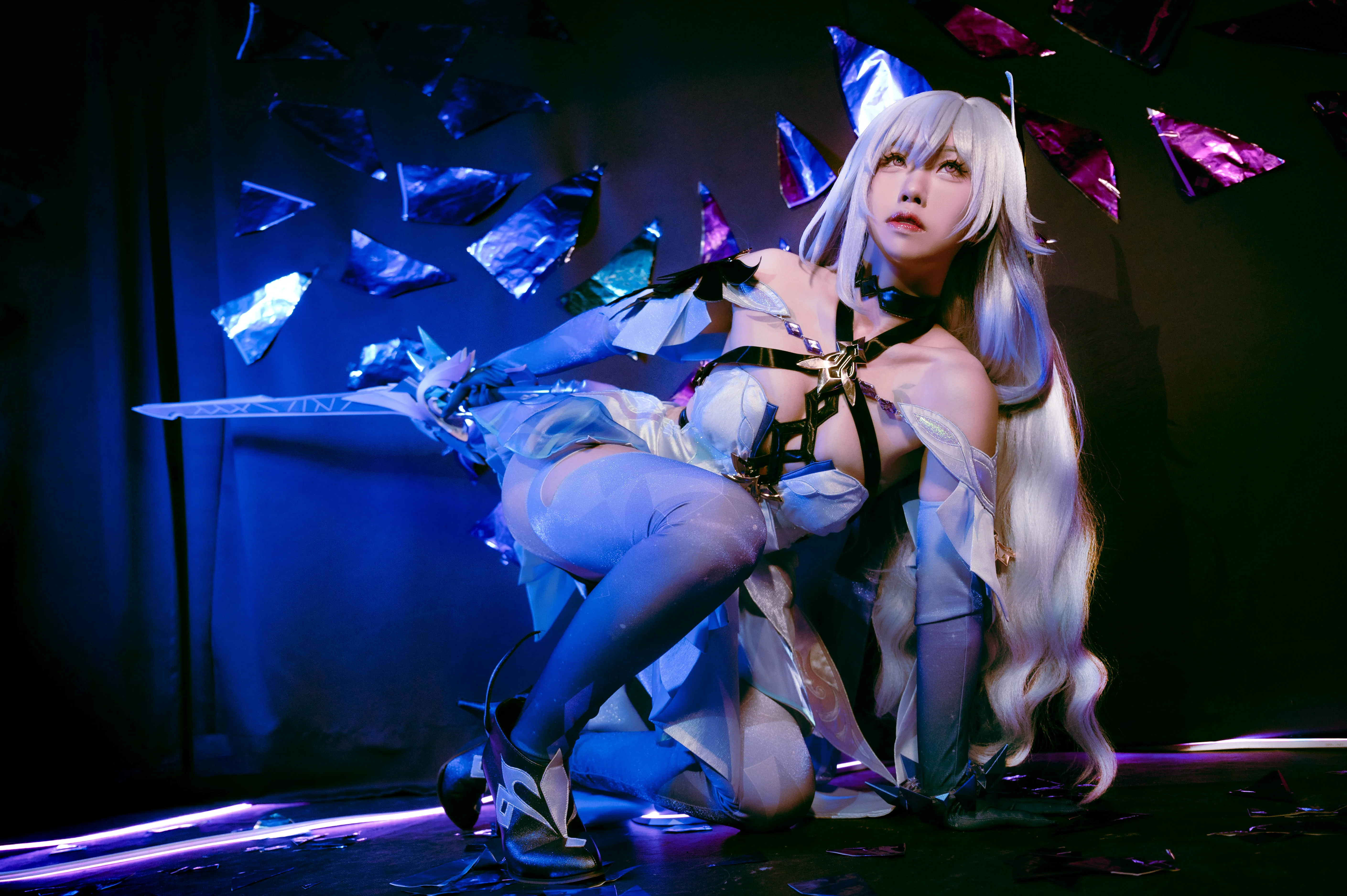 【丝柯克cos】原神中的寂灭星芒，重装剑士的冷酷瞬间 - 第 6 张