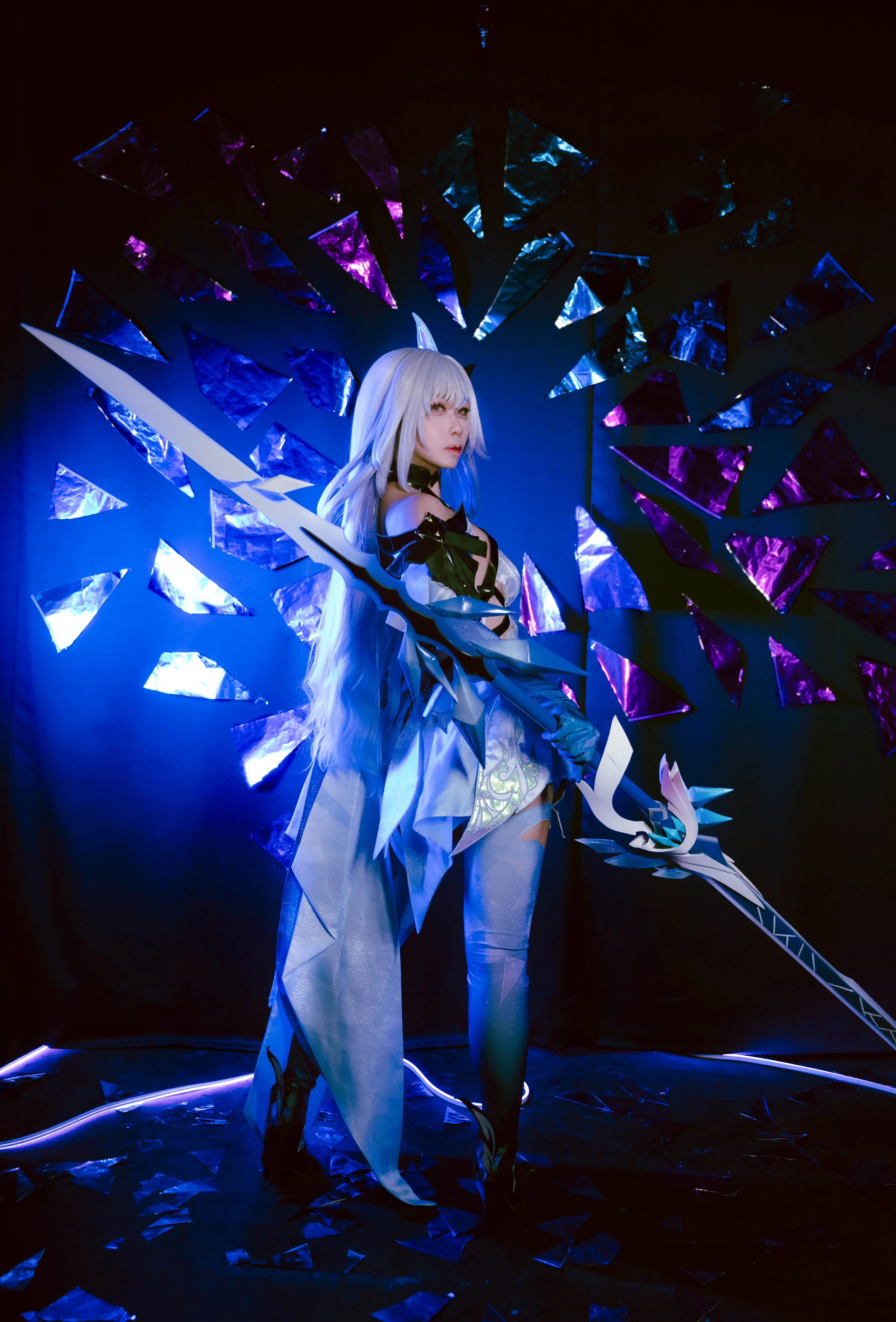 【丝柯克cos】原神中的寂灭星芒，重装剑士的冷酷瞬间 - 第 8 张
