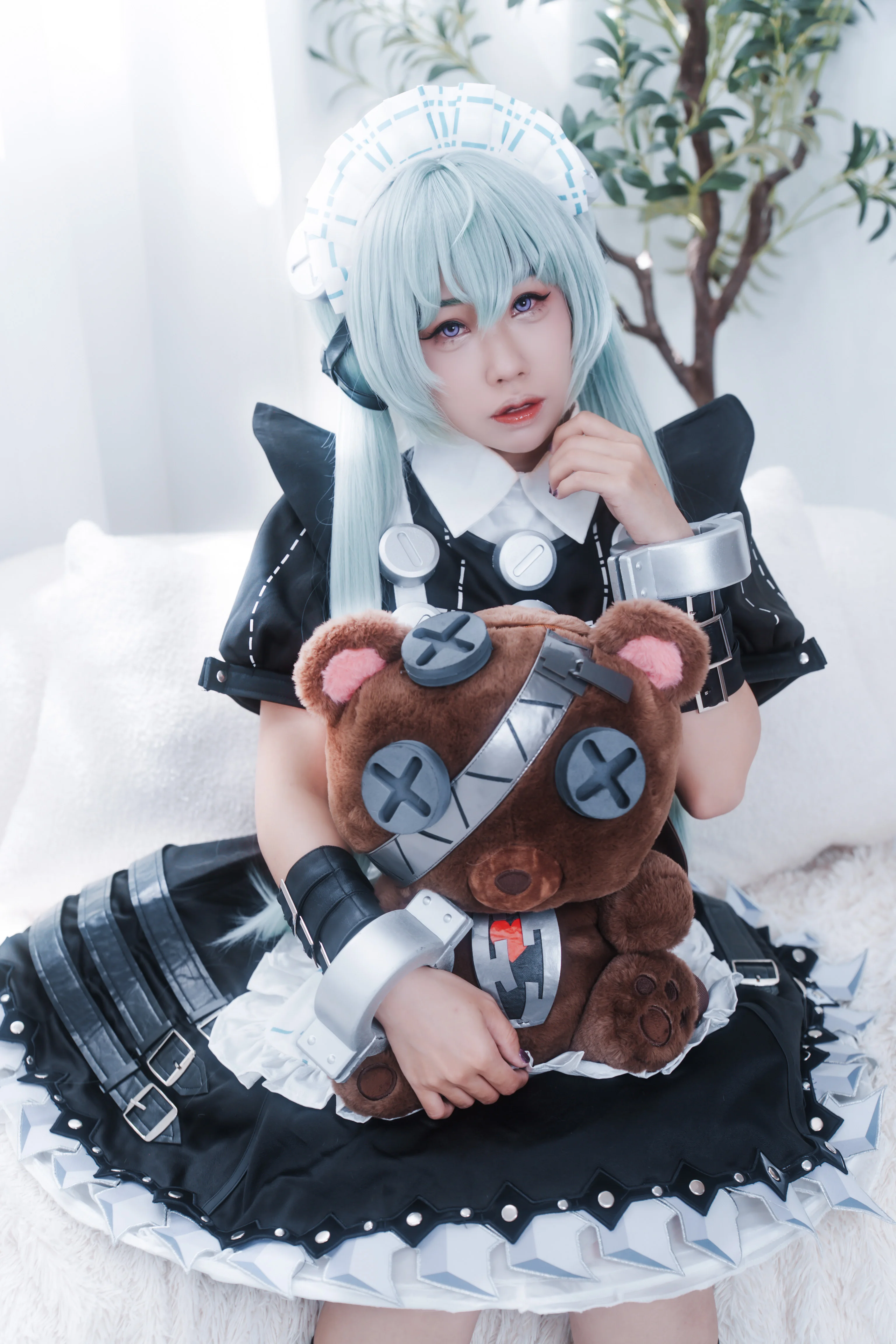 【可琳cos】绝区零女仆的扫除工作时刻 - 第 1 张