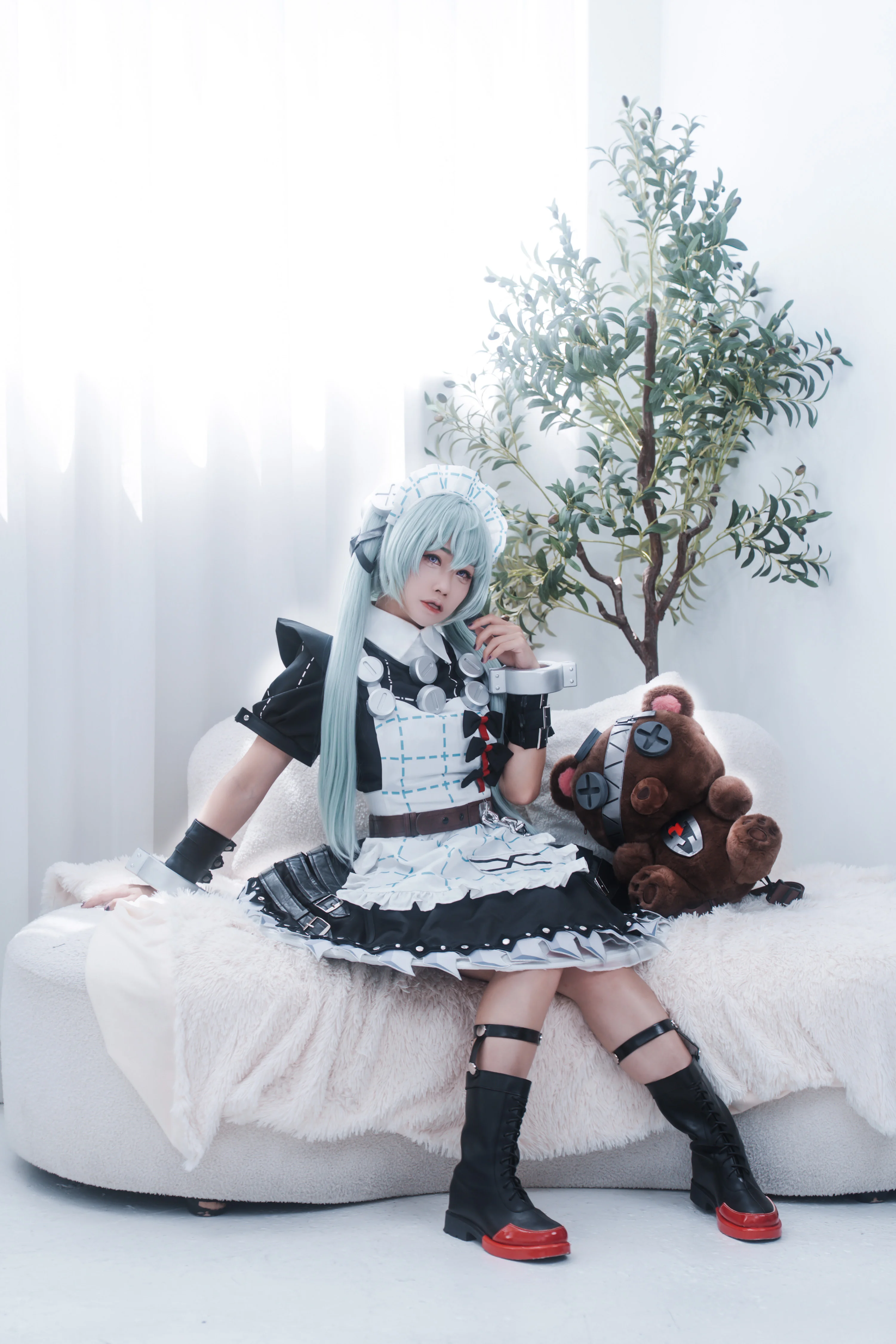 【可琳cos】绝区零女仆的扫除工作时刻 - 第 8 张