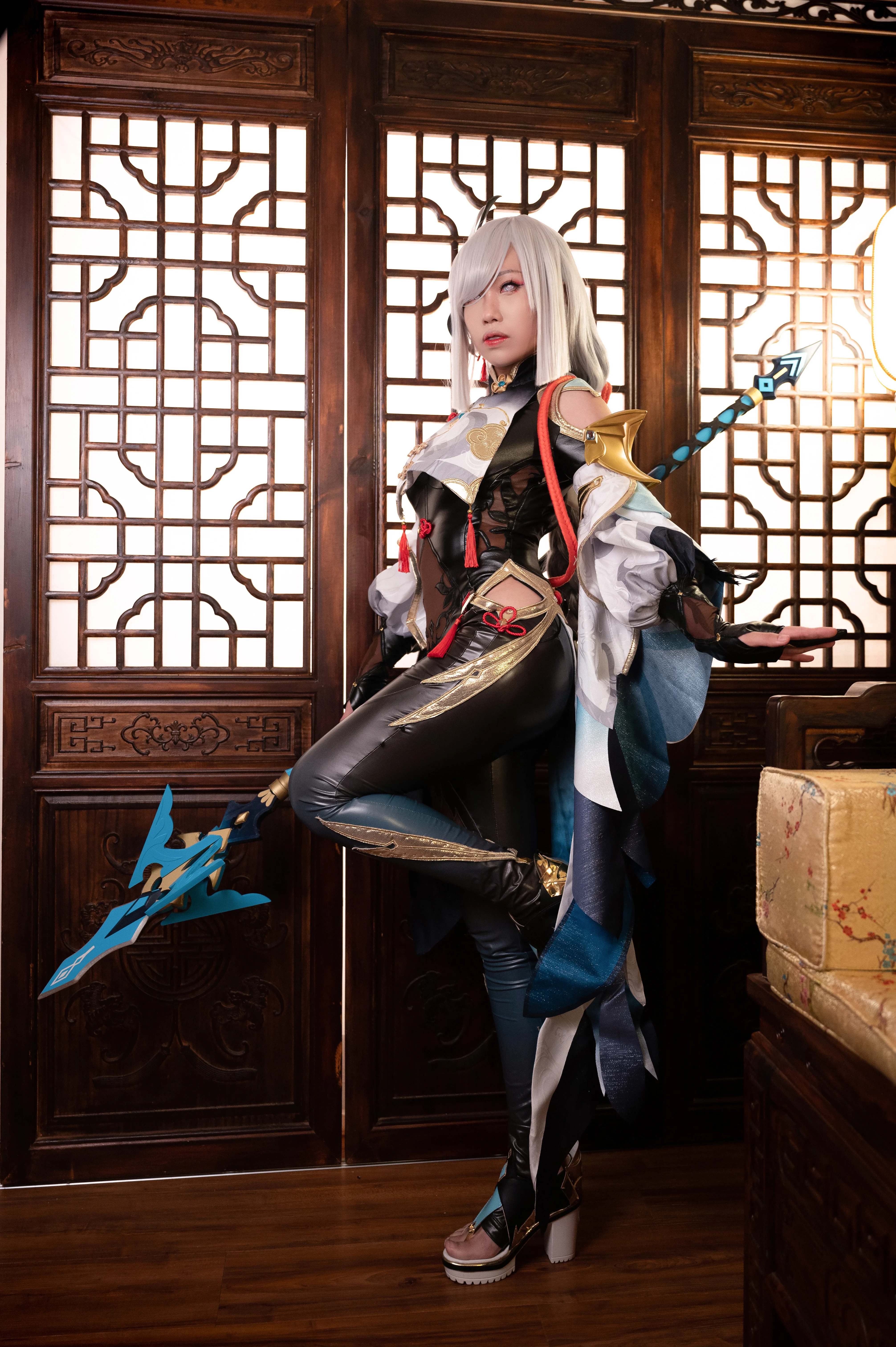 [Shenhe's new outfit Genshin Impact cosplay] Heroic and Valiant Demeanor Under Cold Flowers and Quiet Dew - Image 7